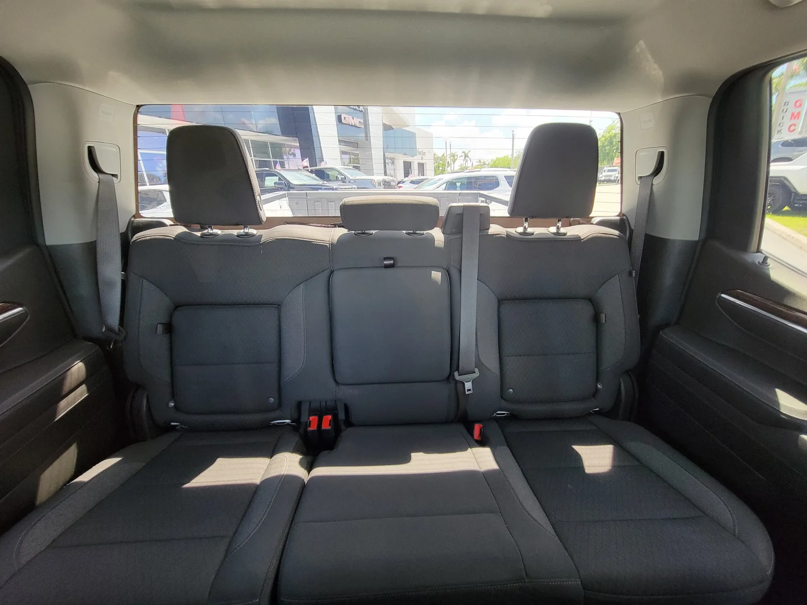 2023 GMC Sierra 1500 Elevation 4WD photo 16