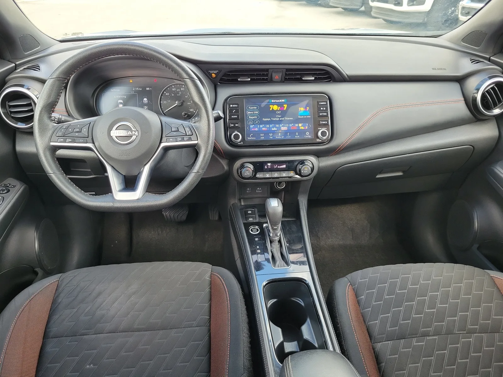 2023 Nissan Kicks SR photo 15