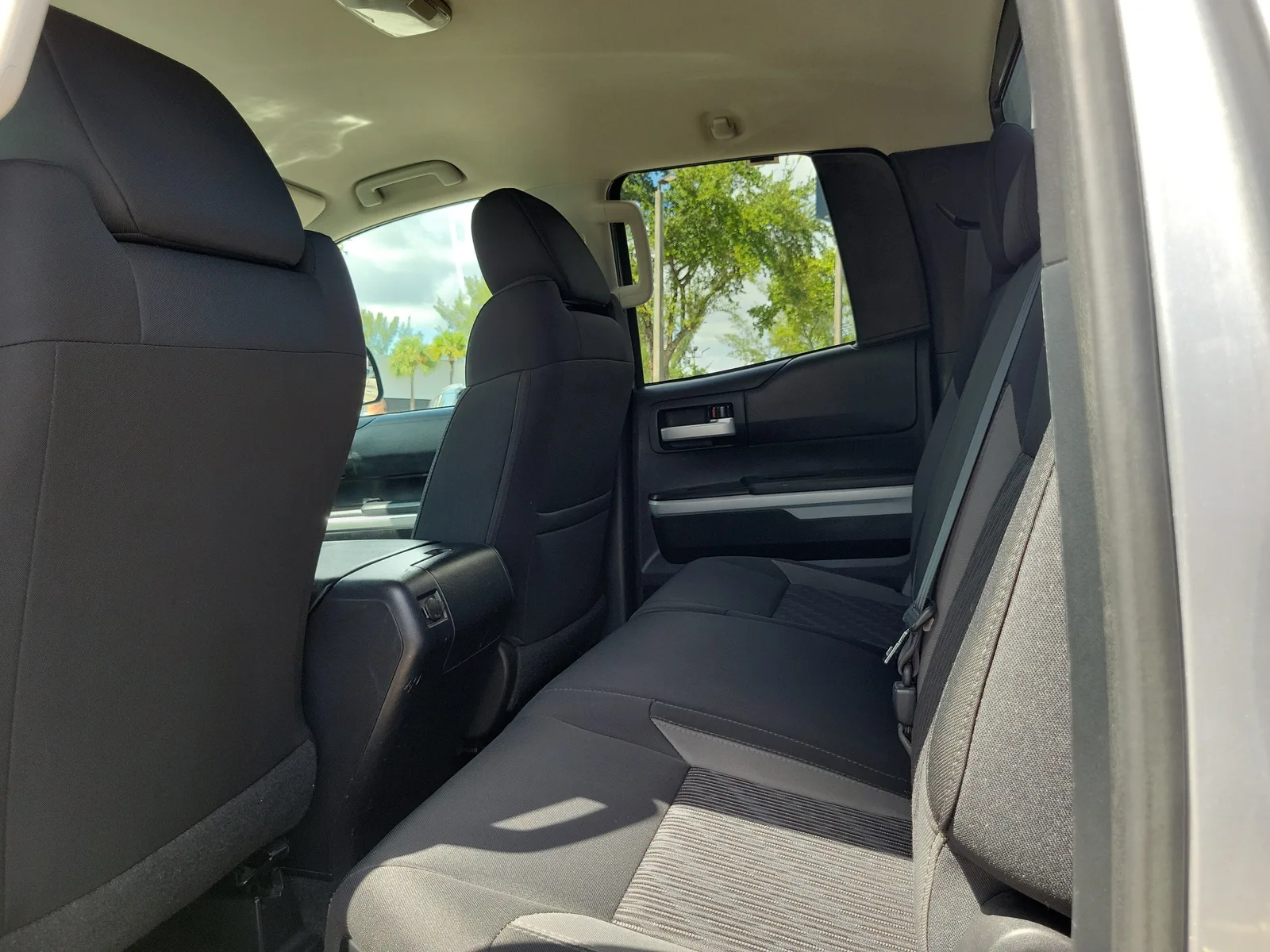 2017 Toyota Tundra 2WD SR photo 13