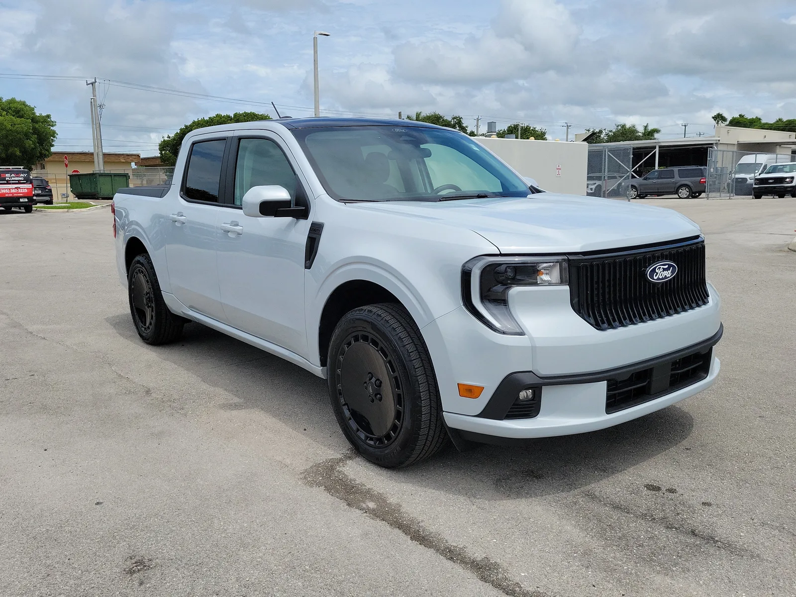2026 Ford Maverick Lobo Standard 4WD photo 3