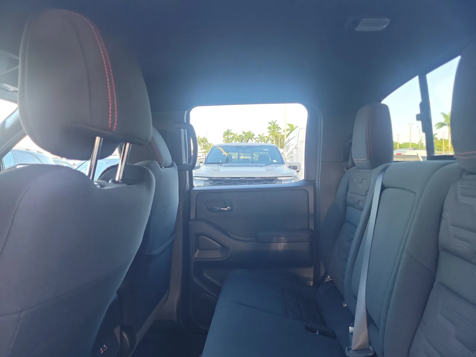 2024 Nissan Frontier PRO-4X 4WD photo 14