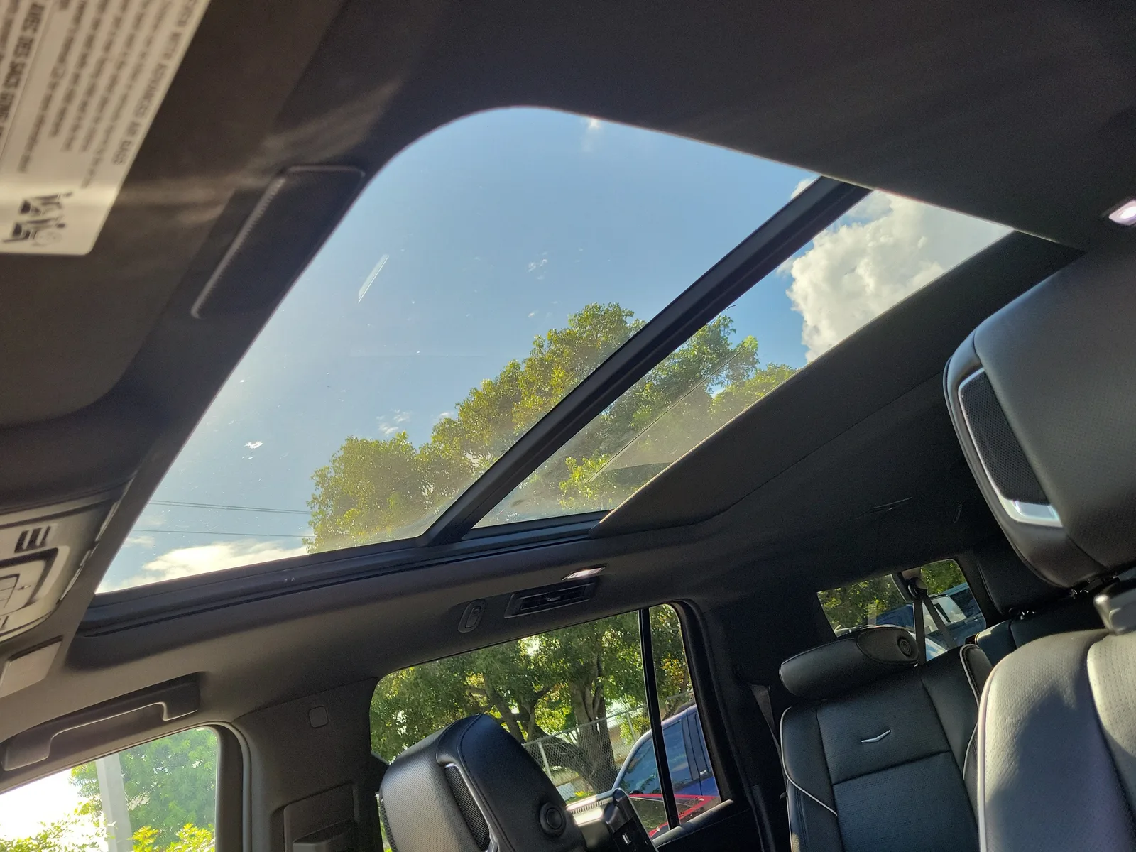 2023 Cadillac Escalade ESV 4WD Premium Luxury photo 12