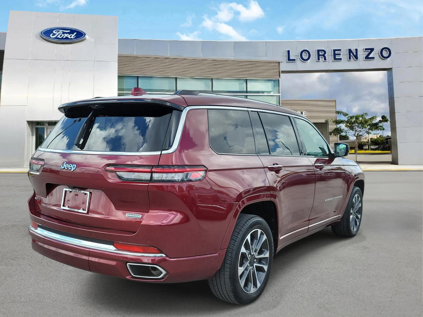 2021 Jeep Grand Cherokee L Overland photo 5
