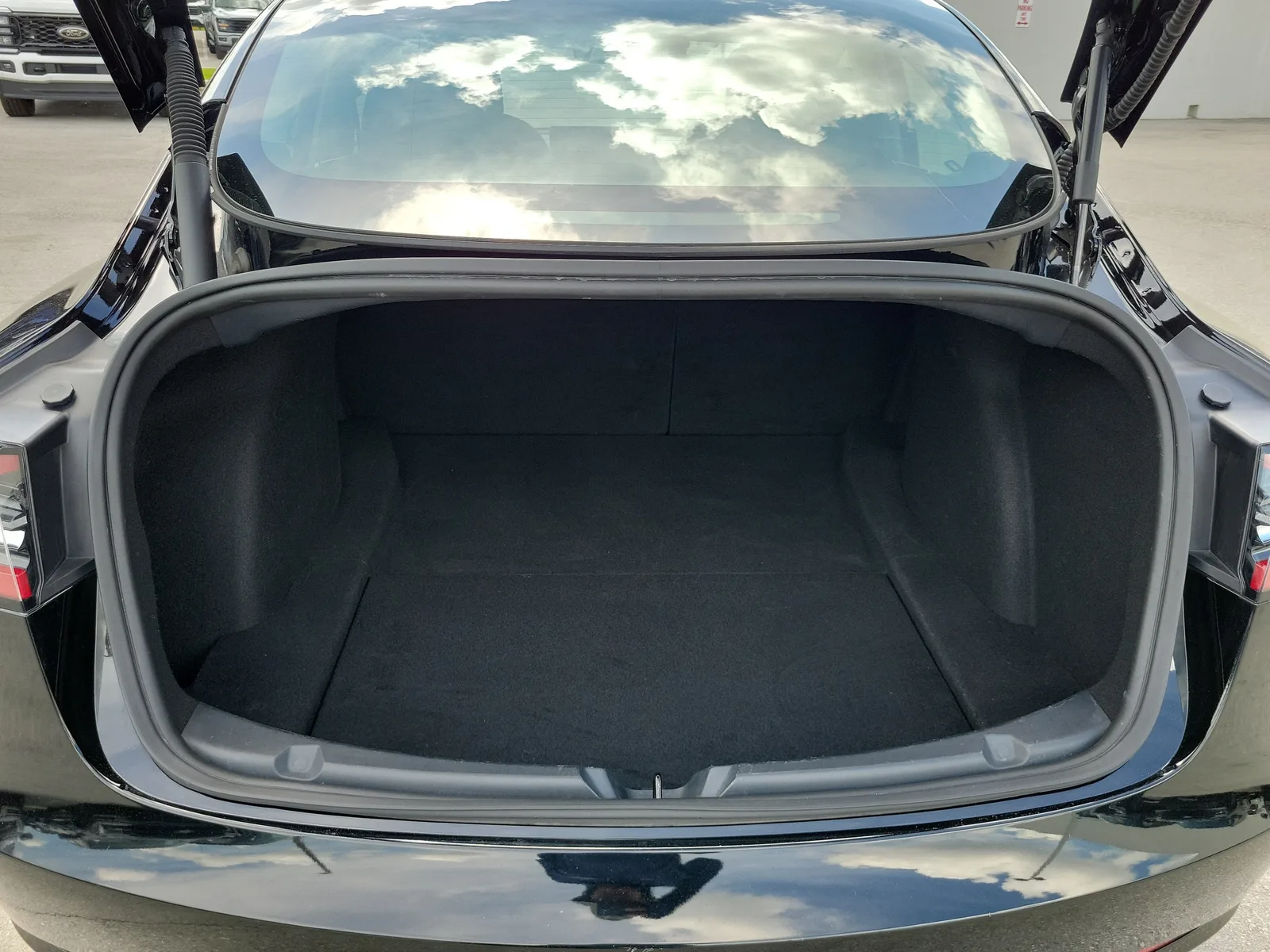 2023 Tesla Model 3 Base photo 11