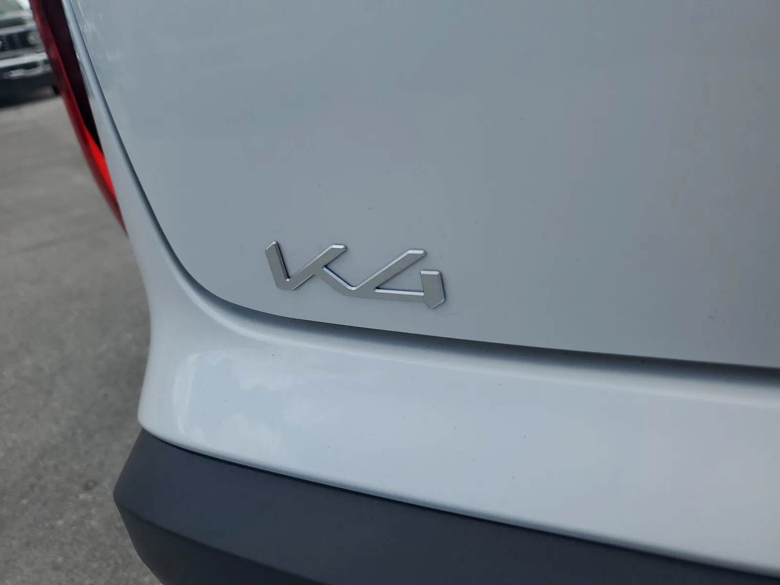 2025 Kia K4 LXS photo 30
