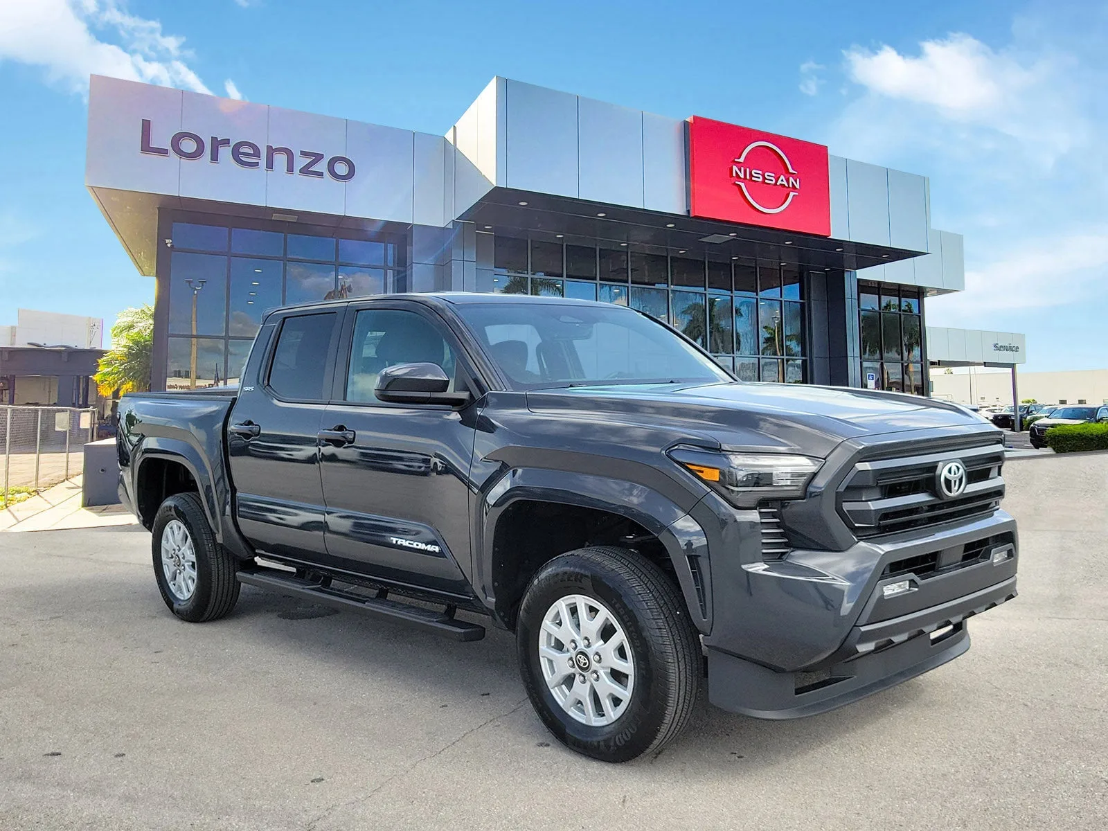 2025 Toyota Tacoma 2WD SR5 photo 3
