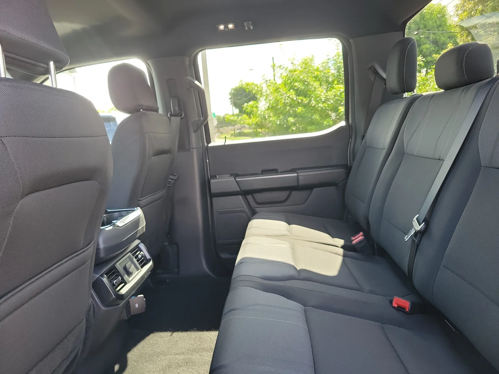 2024 Ford F-150 STX photo 15