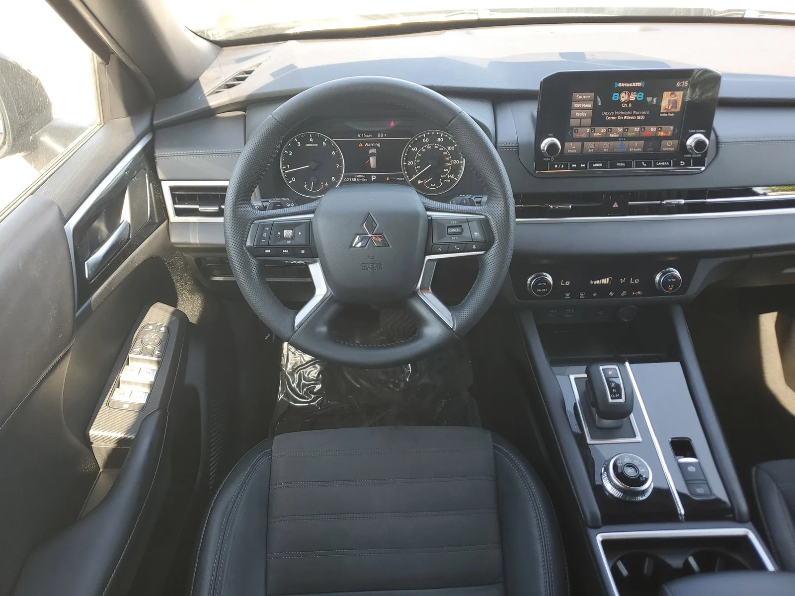 2022 Mitsubishi Outlander Black Edition photo 20