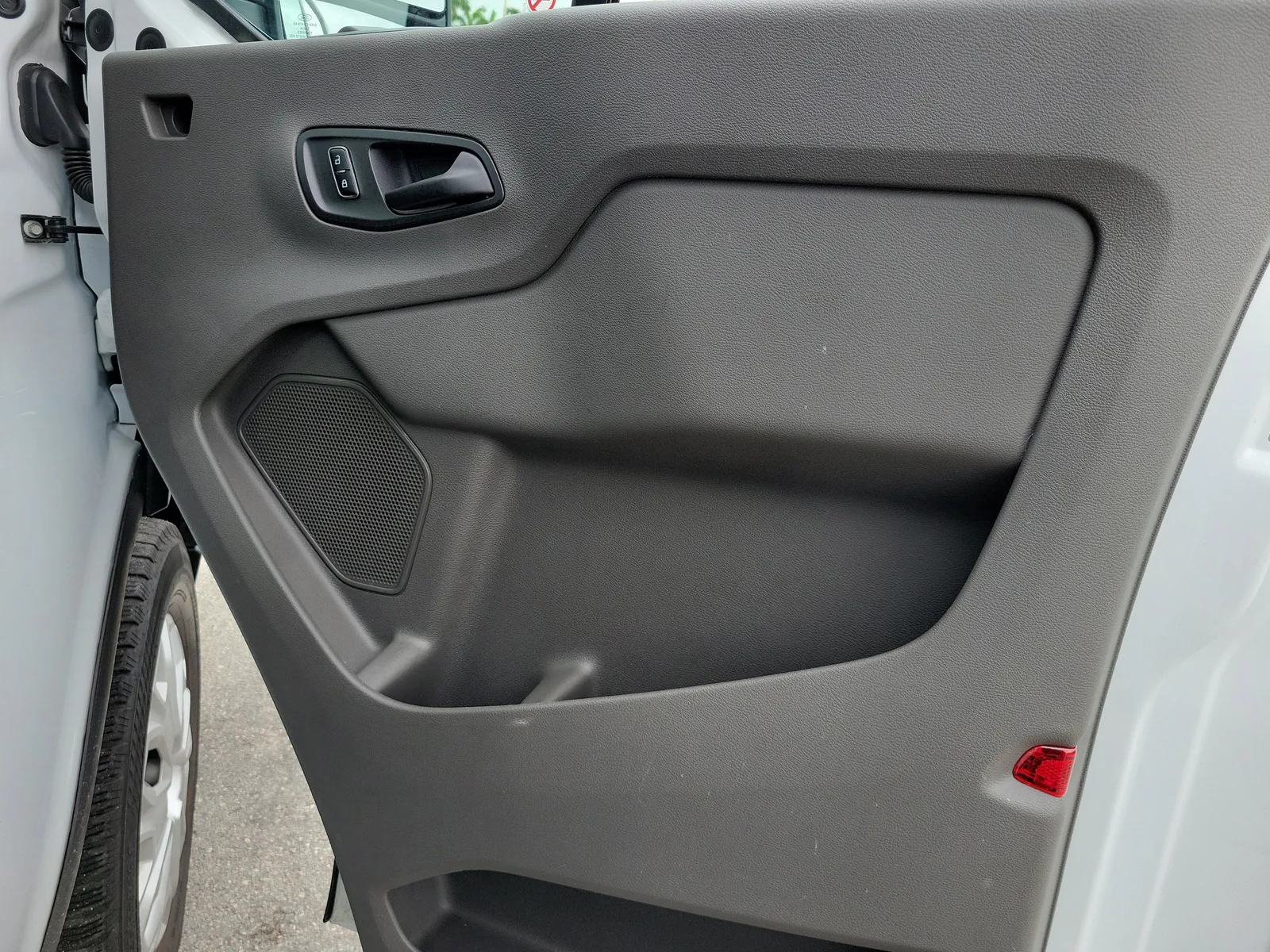 2025 Ford Transit Cargo Van Base photo 21
