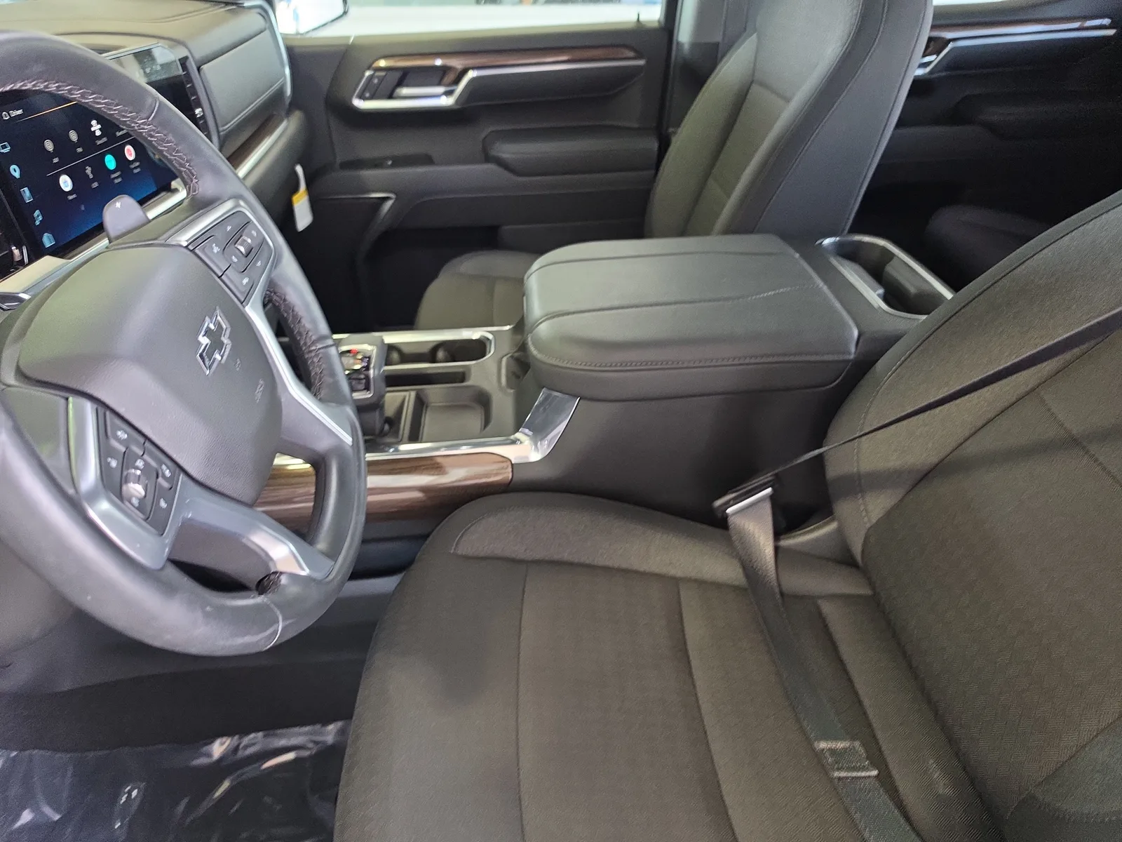 2026 Chevrolet Silverado 1500 RST photo 9