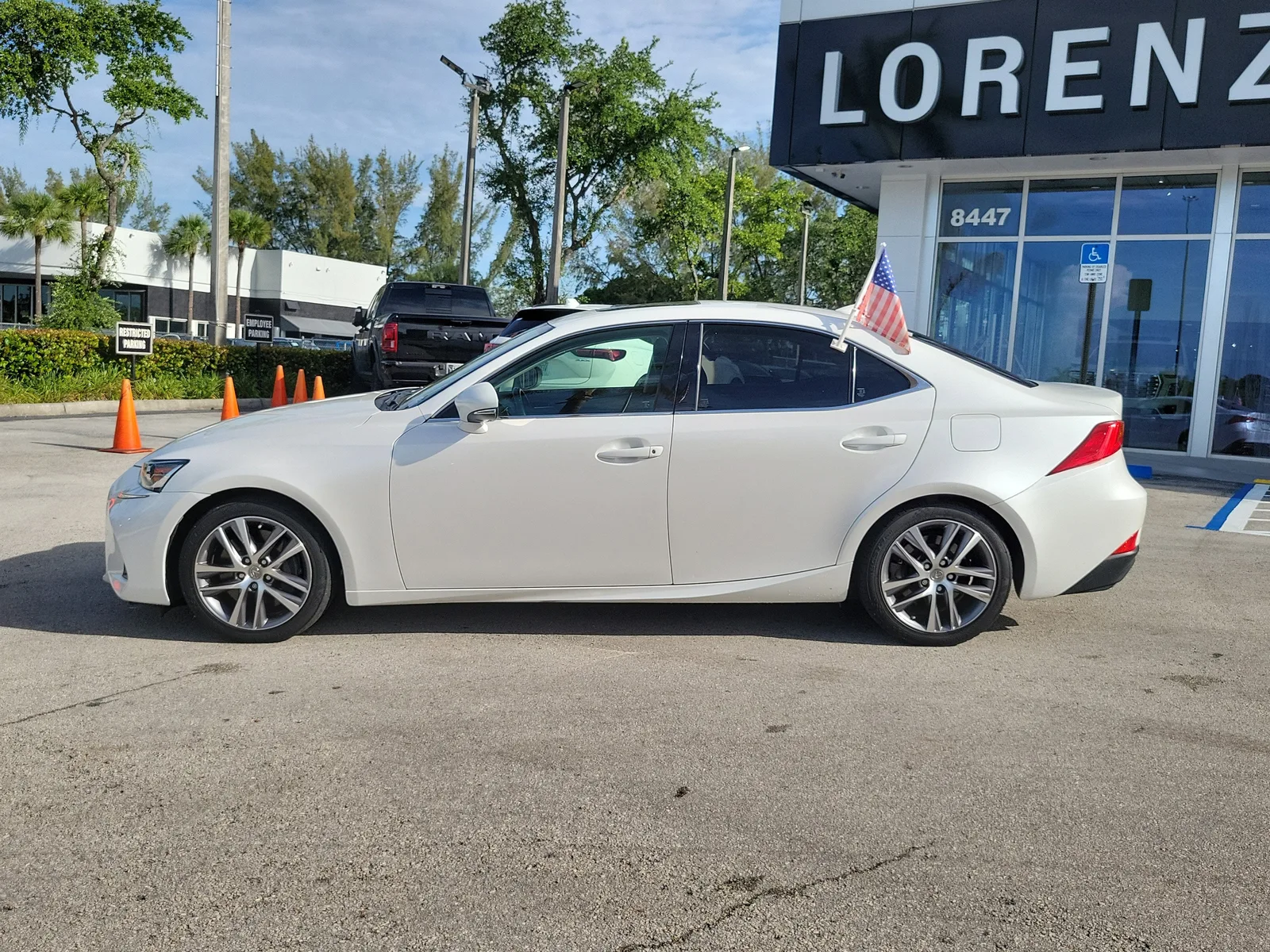 2020 Lexus IS IS 300 photo 8