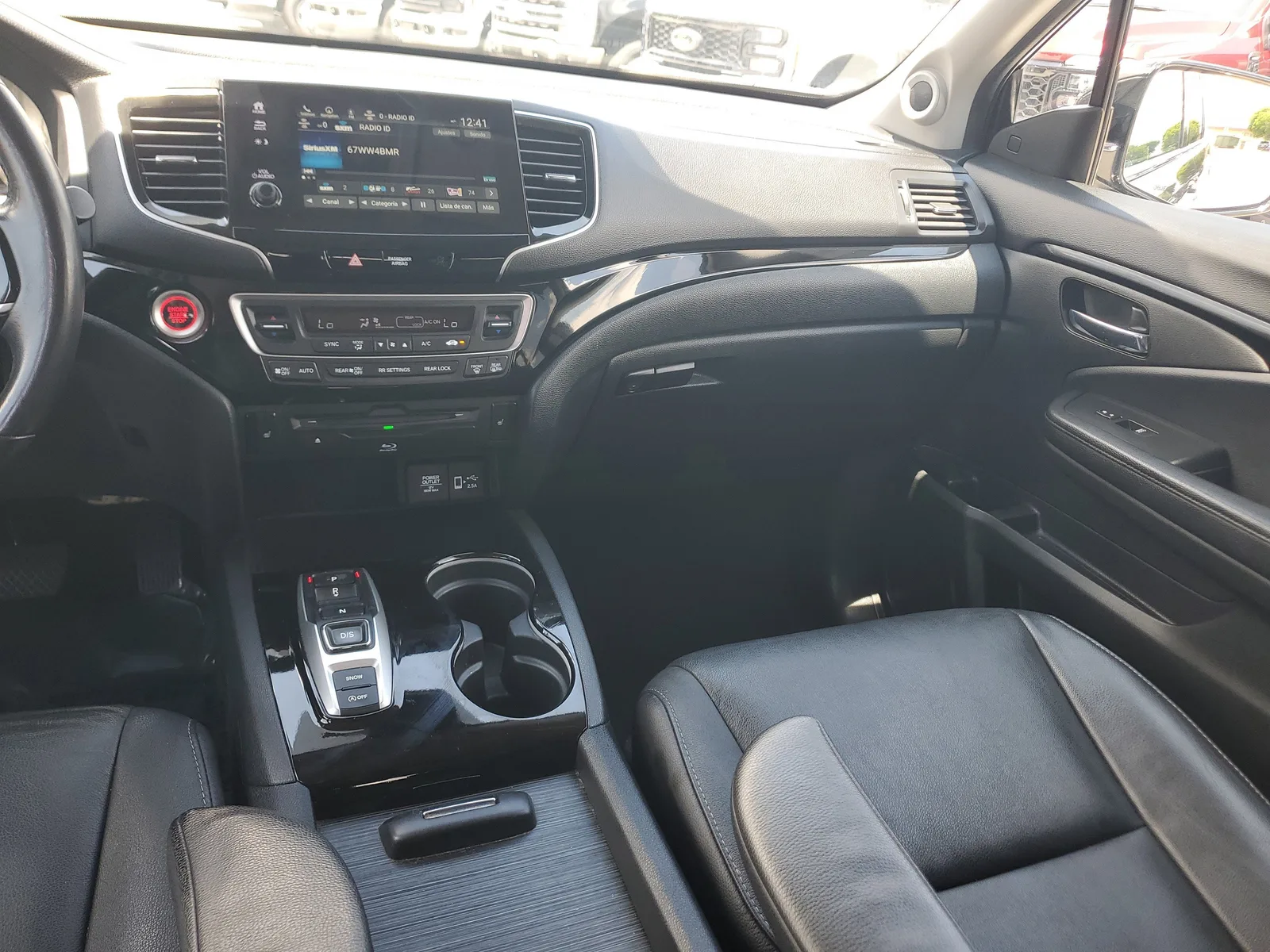 2022 Honda Pilot Touring 7-Passenger photo 20