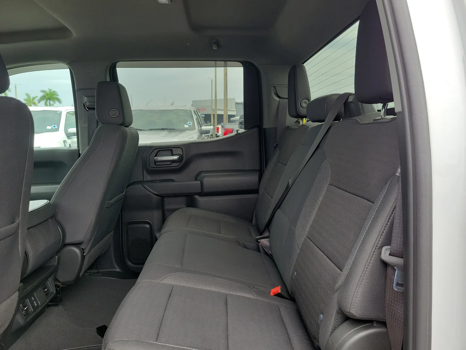 2024 Chevrolet Silverado 1500 Custom photo 16