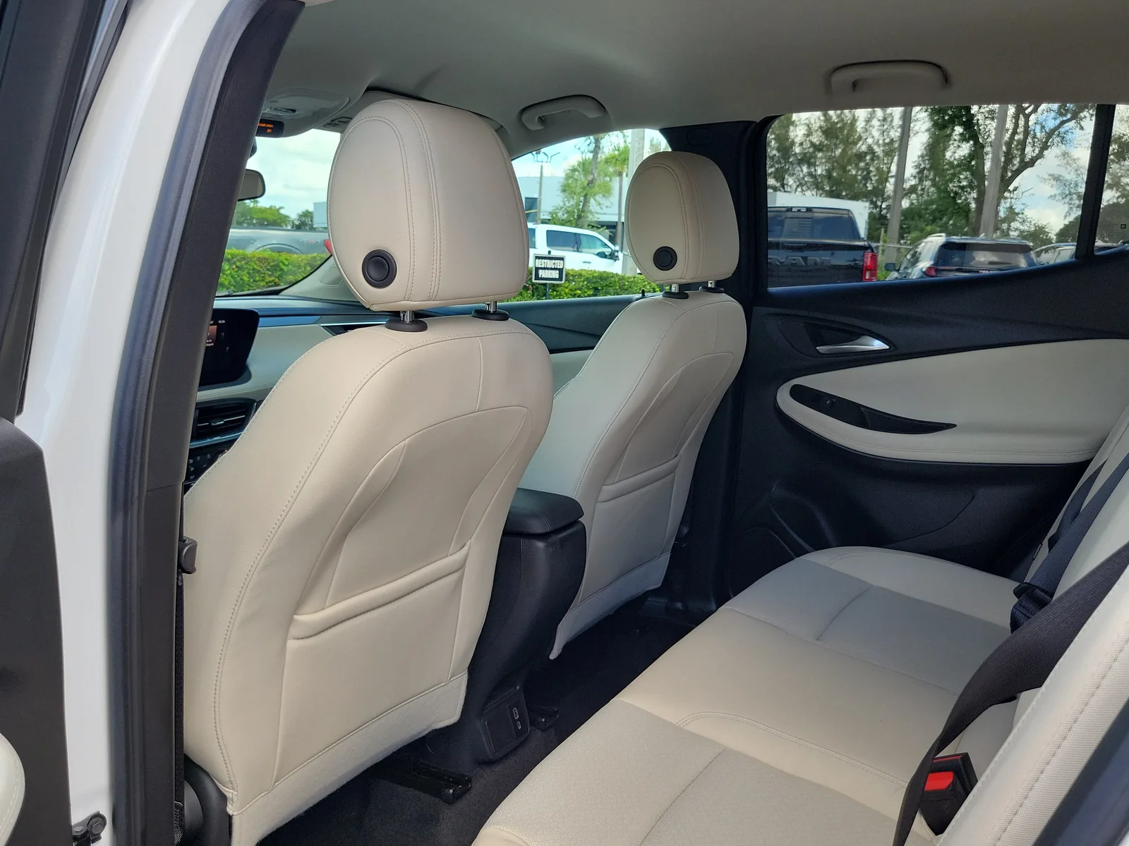 2024 Buick Encore GX Preferred photo 13