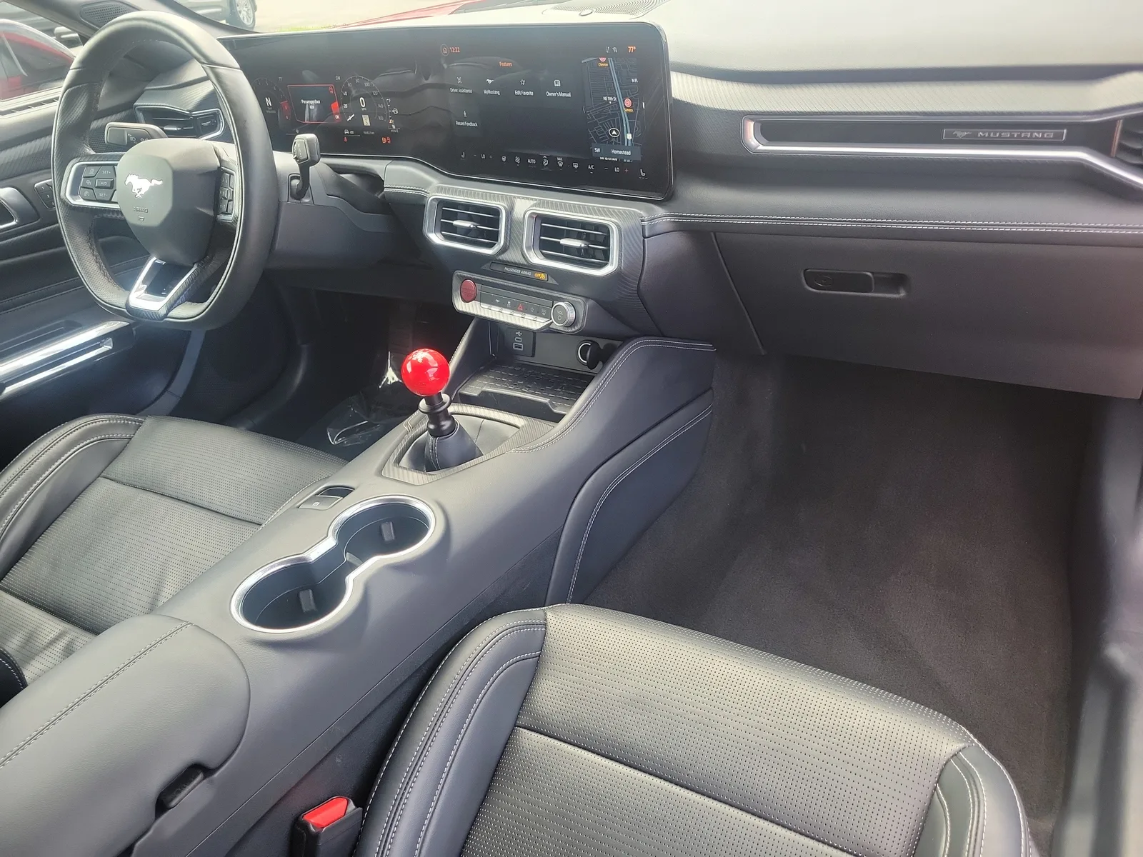 2024 Ford Mustang GT Premium photo 16