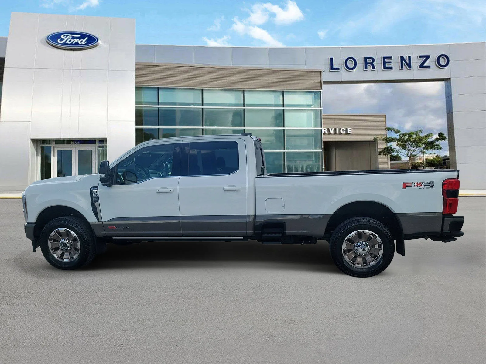 2026 Ford Super Duty F-350 SRW King Ranch 4WD Diesel photo 8