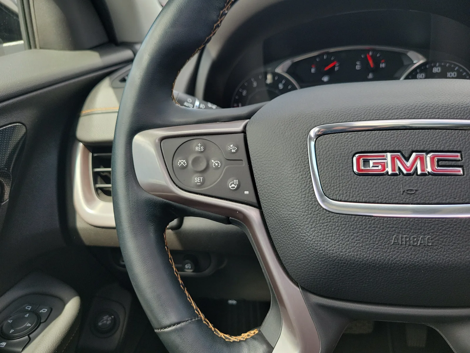 2024 GMC Terrain AT4 photo 21