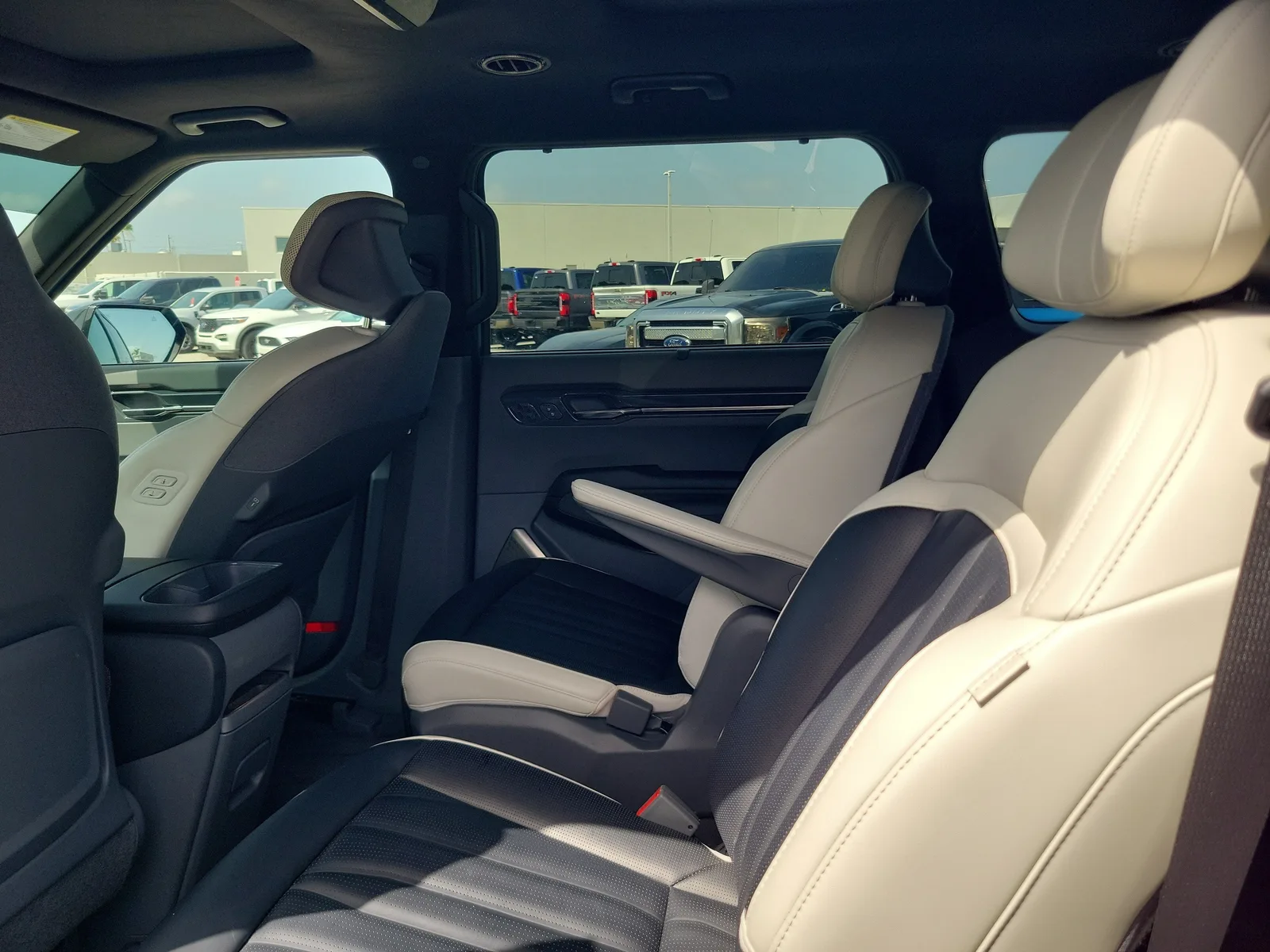 2024 Kia EV9 GT-Line photo 15