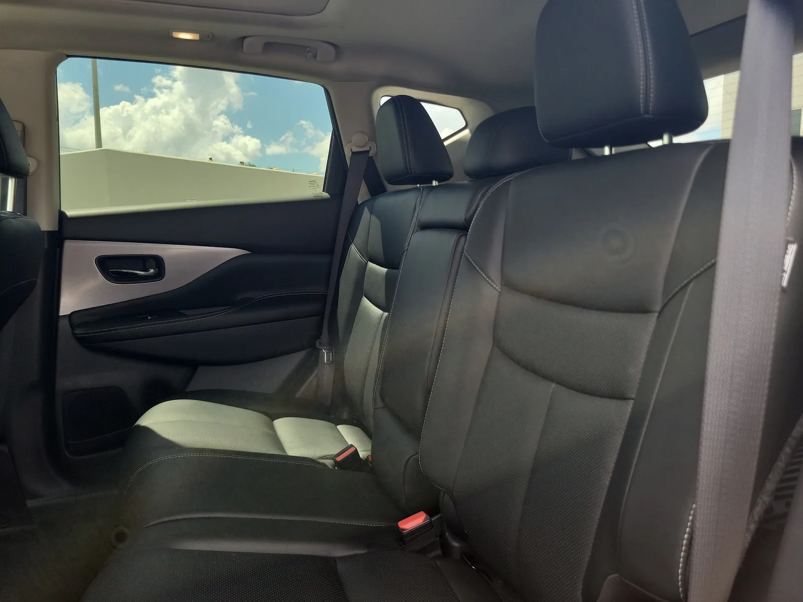 2023 Nissan Murano SL photo 15