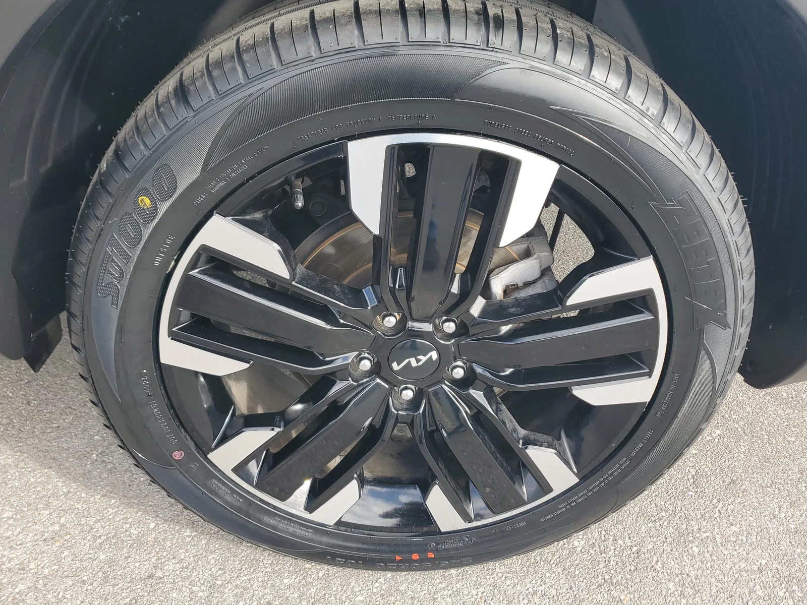 2024 Kia Telluride SX 4WD photo 32