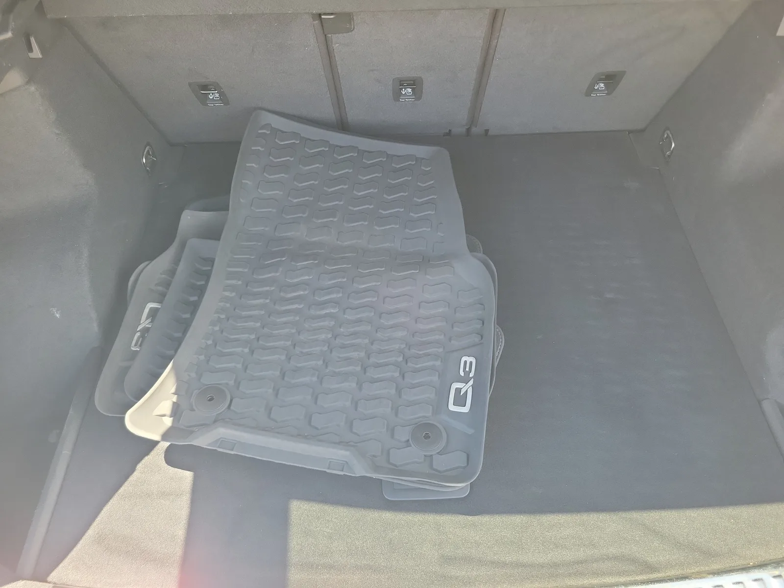 2020 Audi Q3 S line Premium photo 17