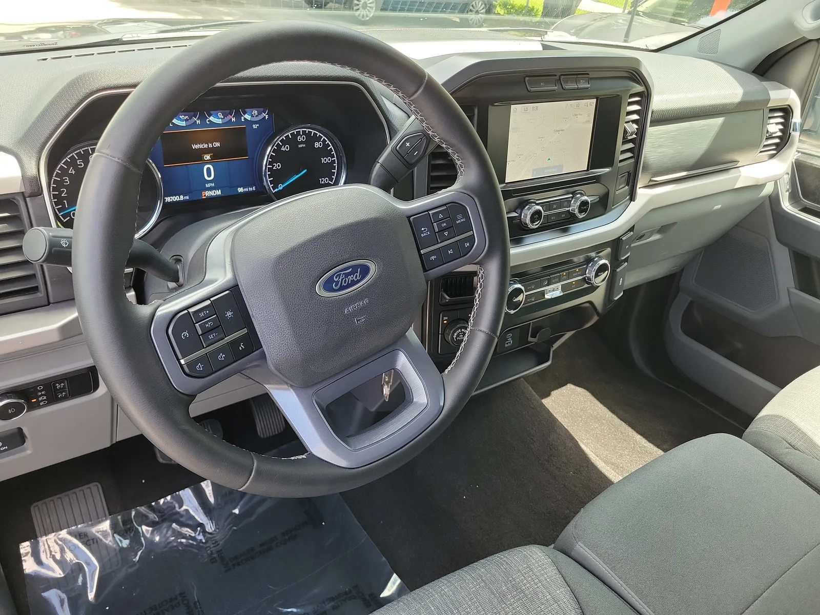 2023 Ford F-150 XLT 4WD photo 9
