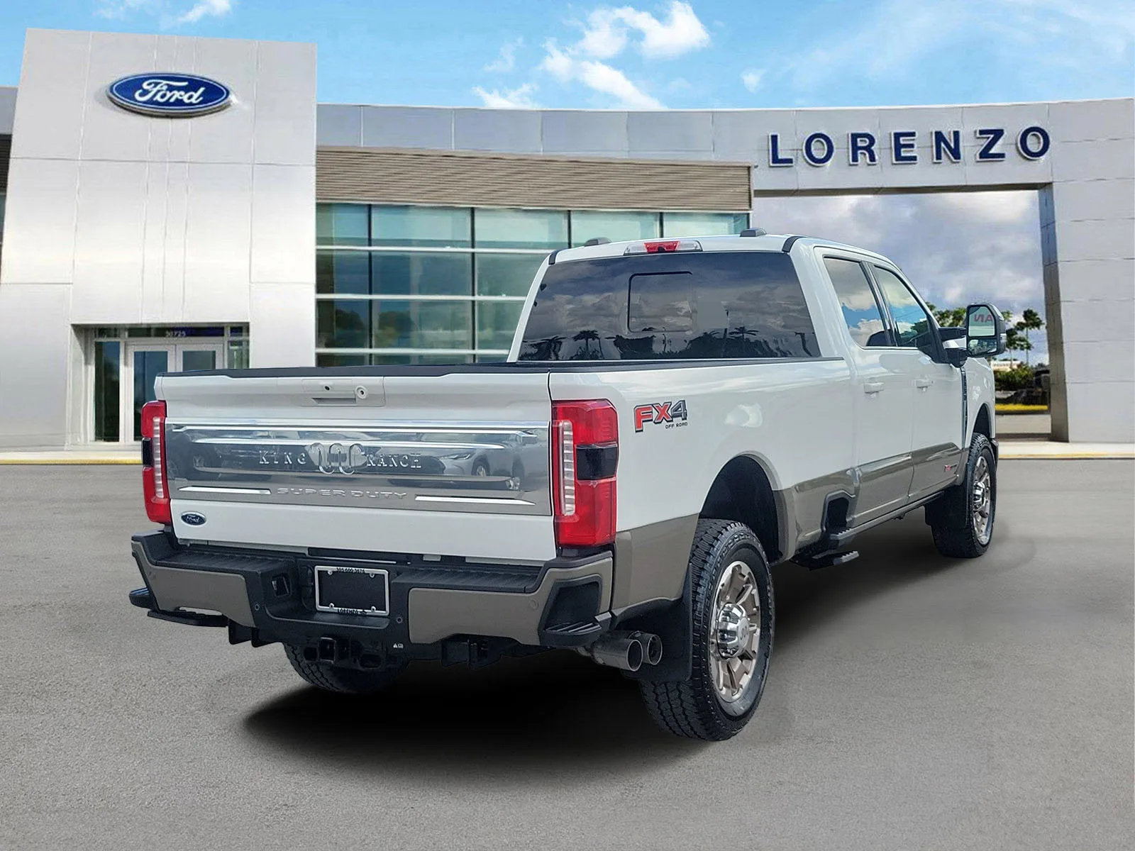 2026 Ford Super Duty F-350 SRW King Ranch 4WD Diesel photo 5