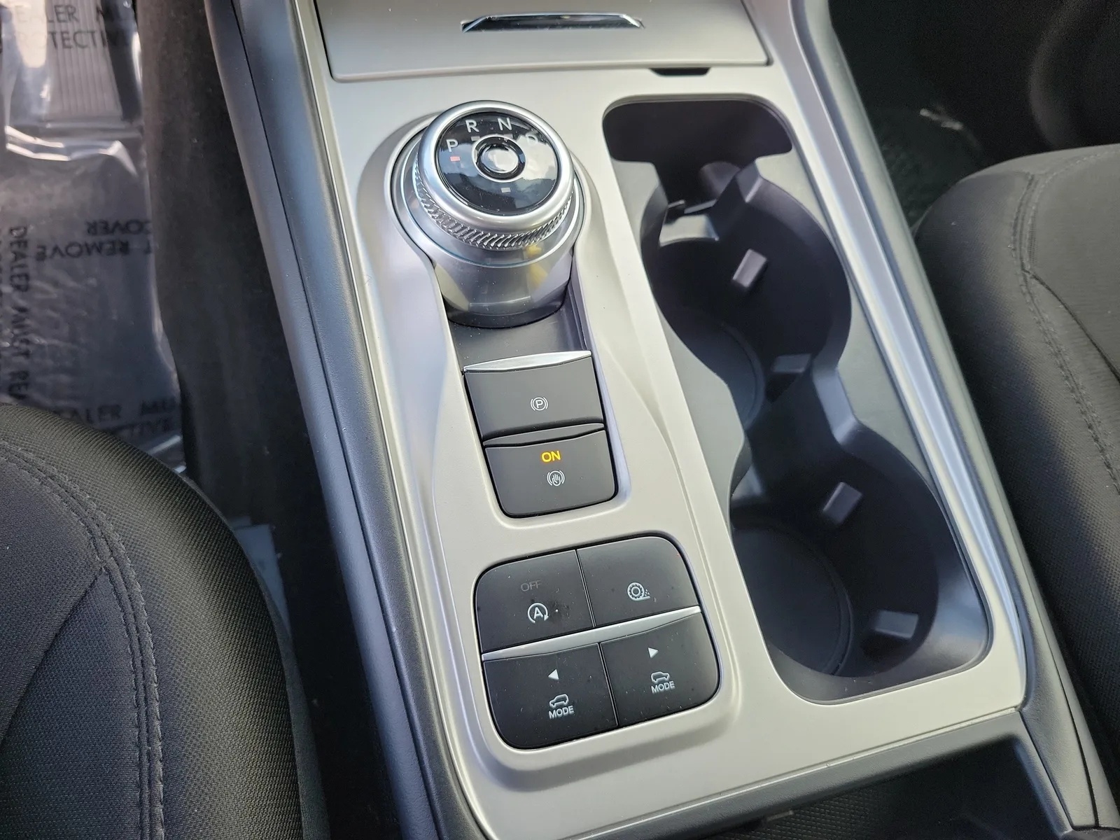 2024 Ford Explorer XLT photo 26