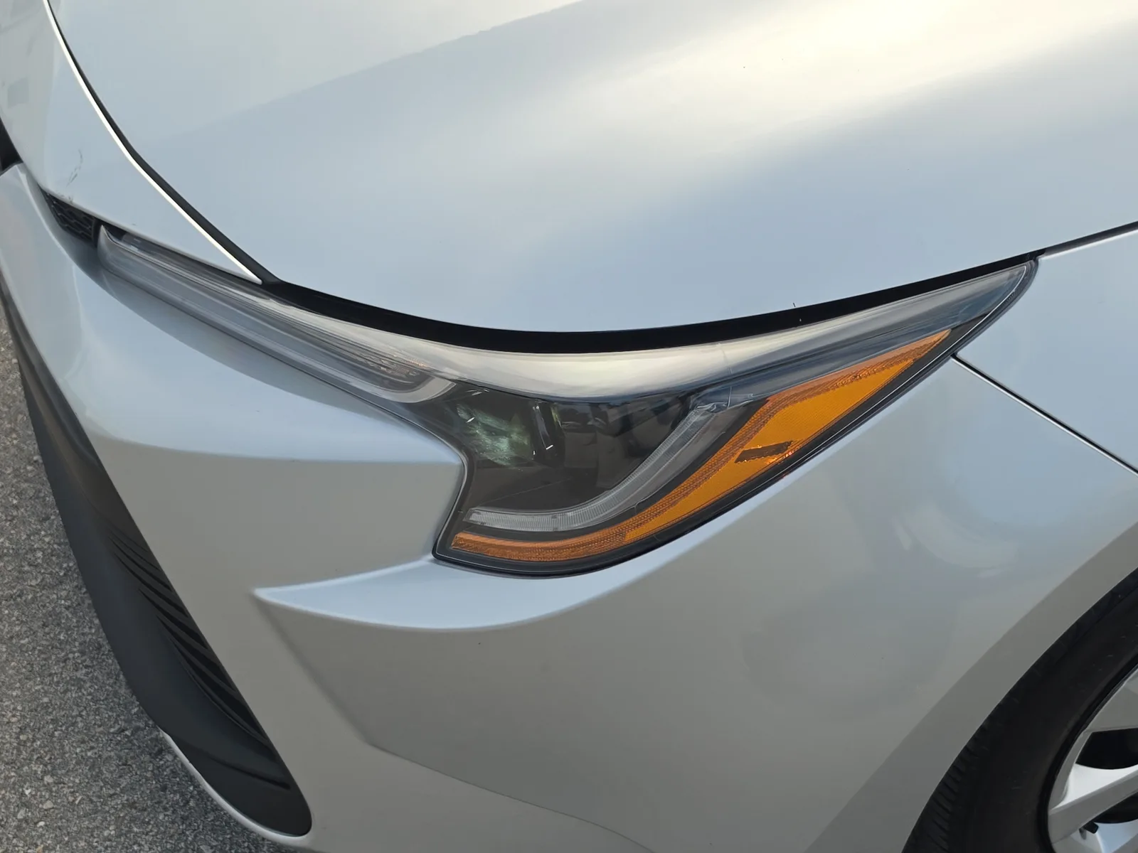 2024 Toyota Corolla LE photo 20