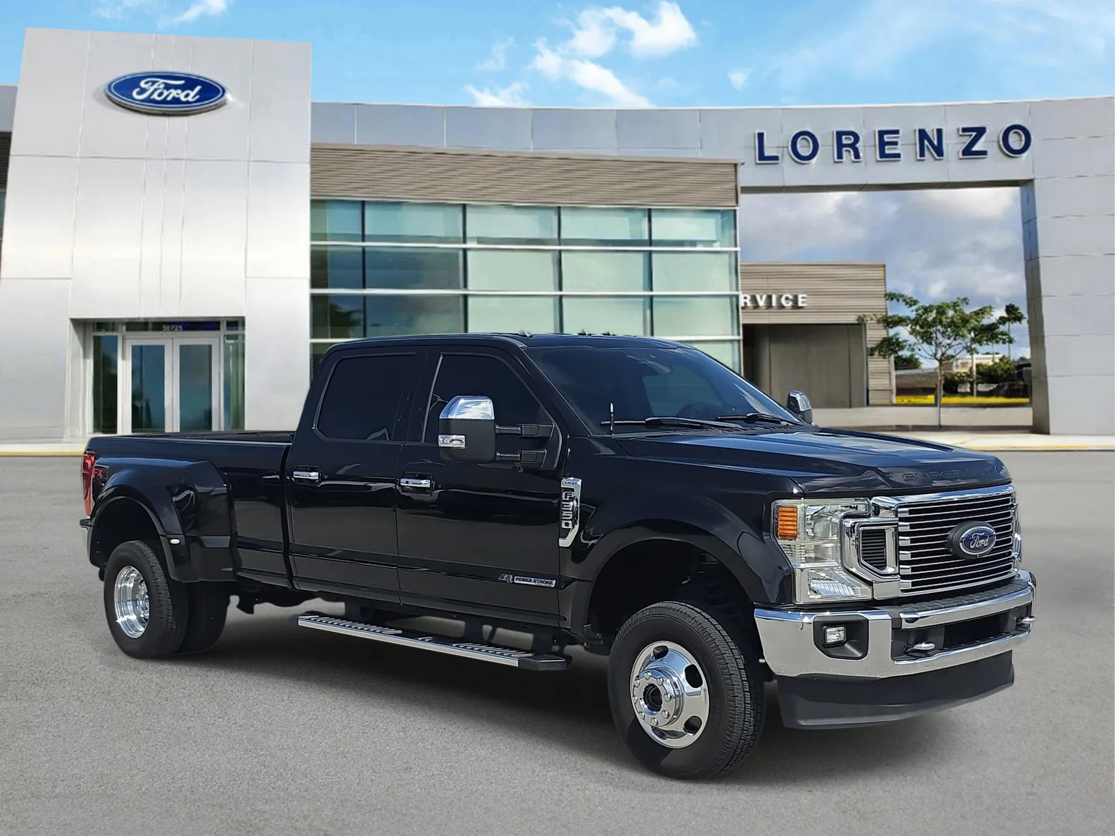 2020 Ford Super Duty F-350 DRW LARIAT 4WD Diesel photo 3