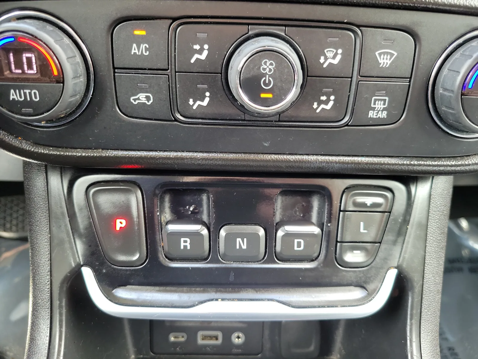 2019 GMC Terrain Denali photo 25