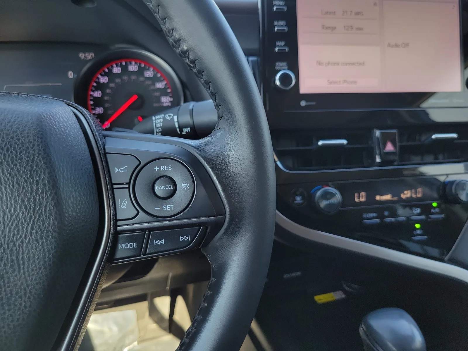 2023 Toyota Camry XSE photo 18