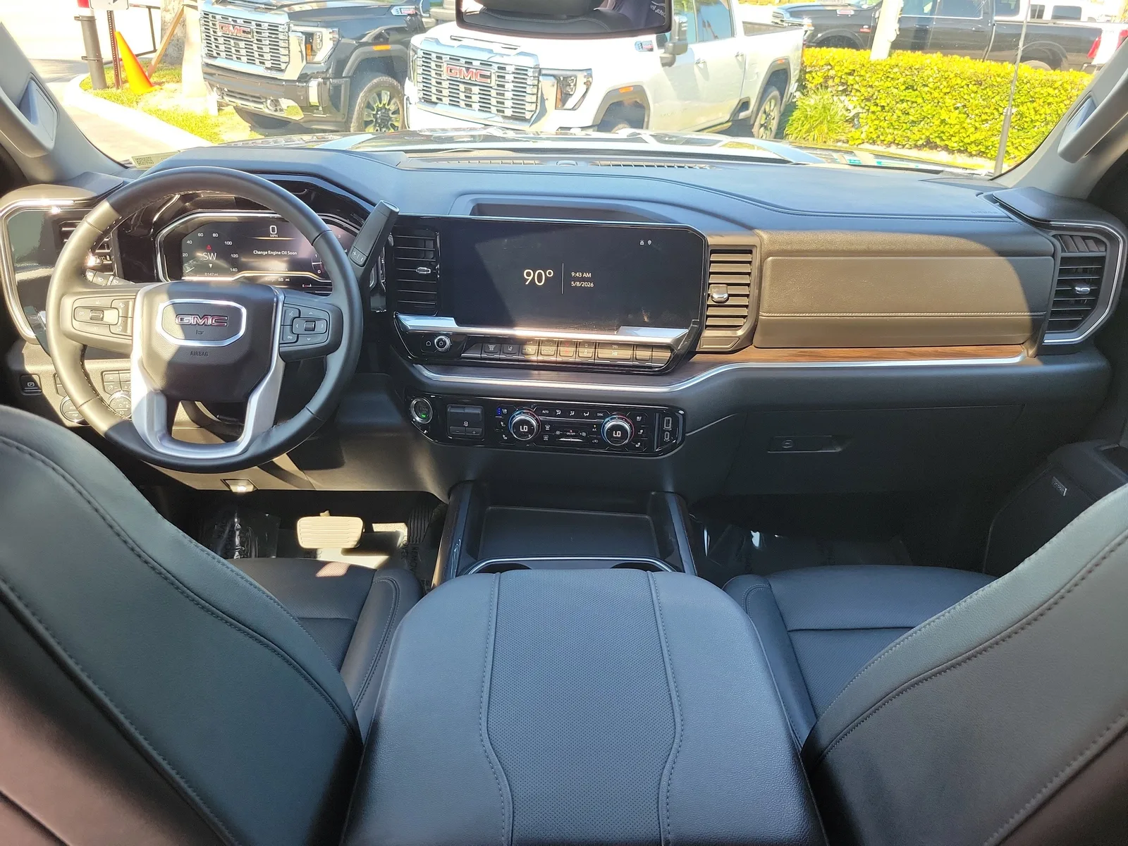 2025 GMC Sierra 2500 HD SLT photo 18