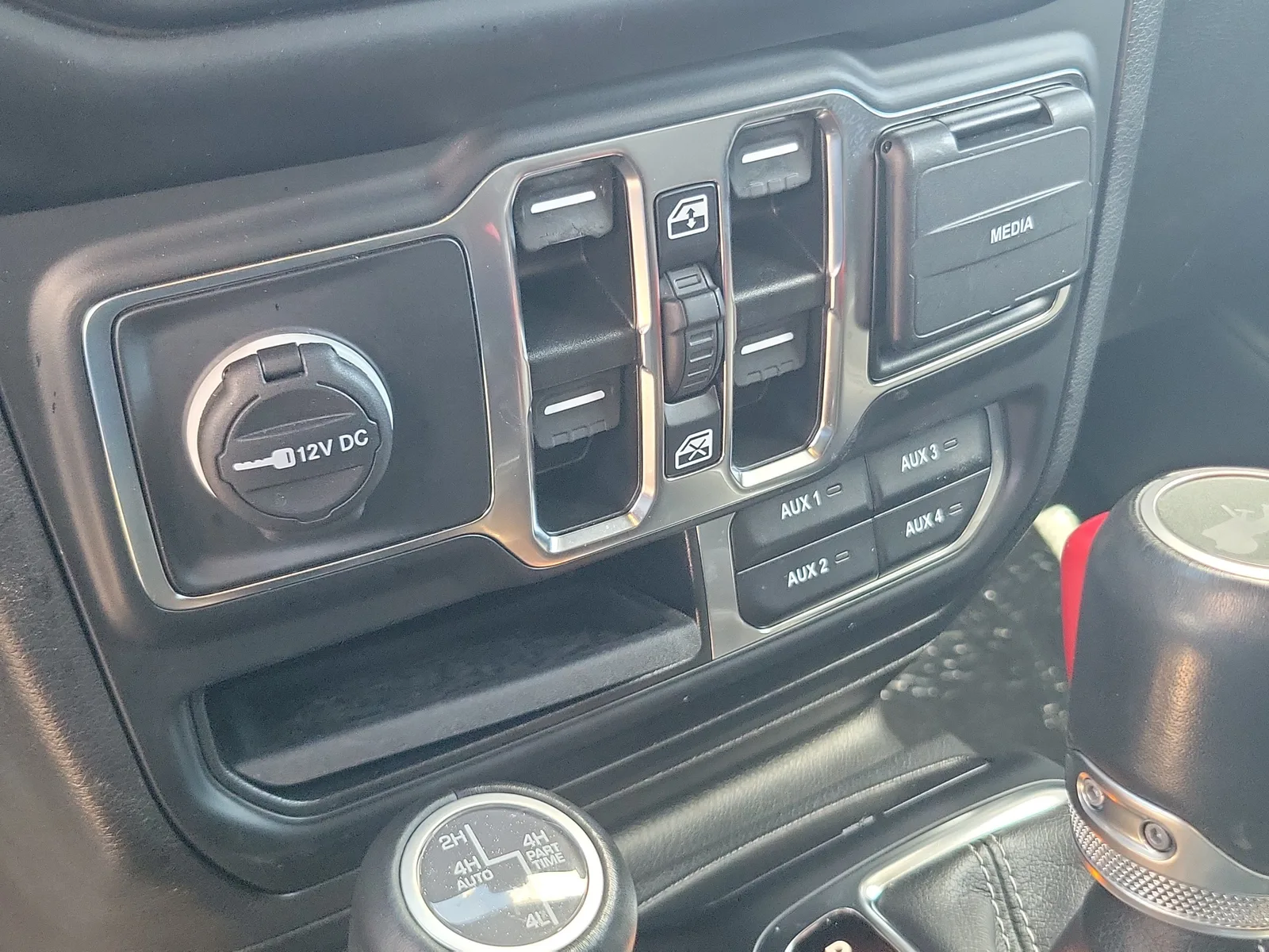 2022 Jeep Wrangler 4xe Unlimited Sahara photo 24