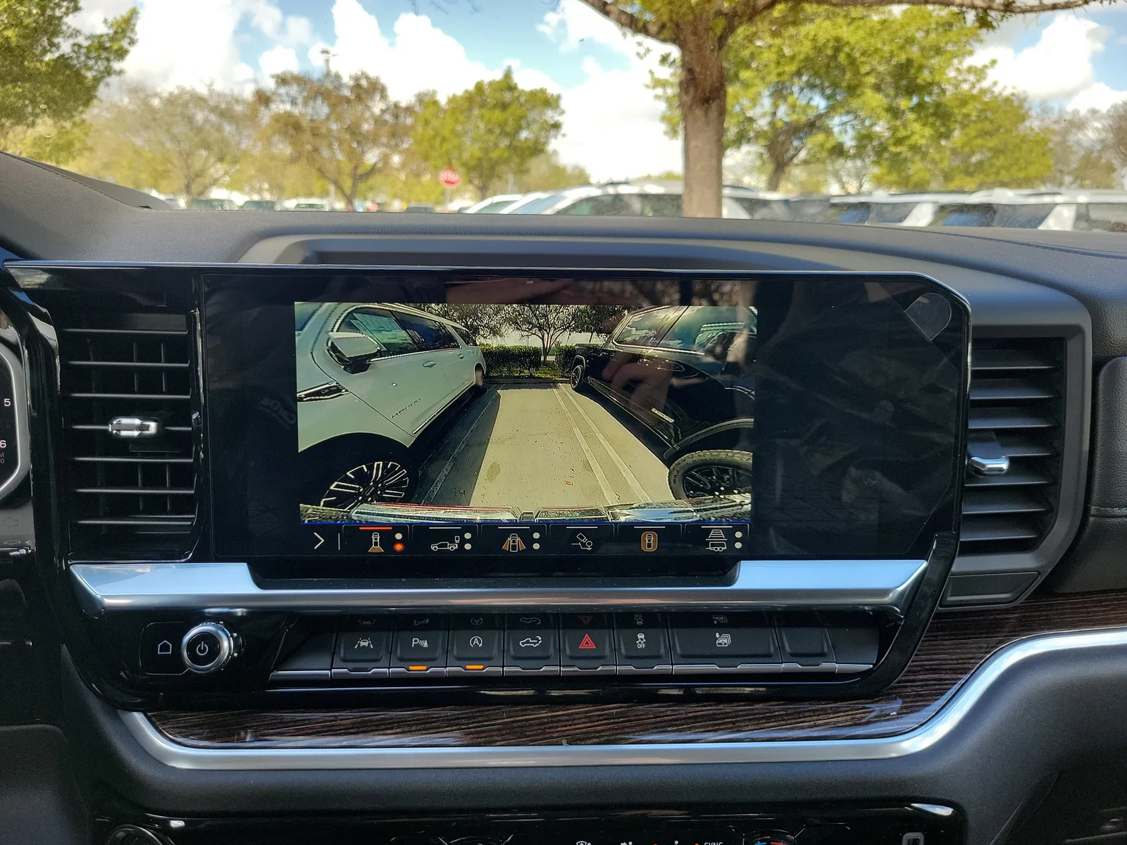 2026 GMC Sierra 1500 Elevation photo 13