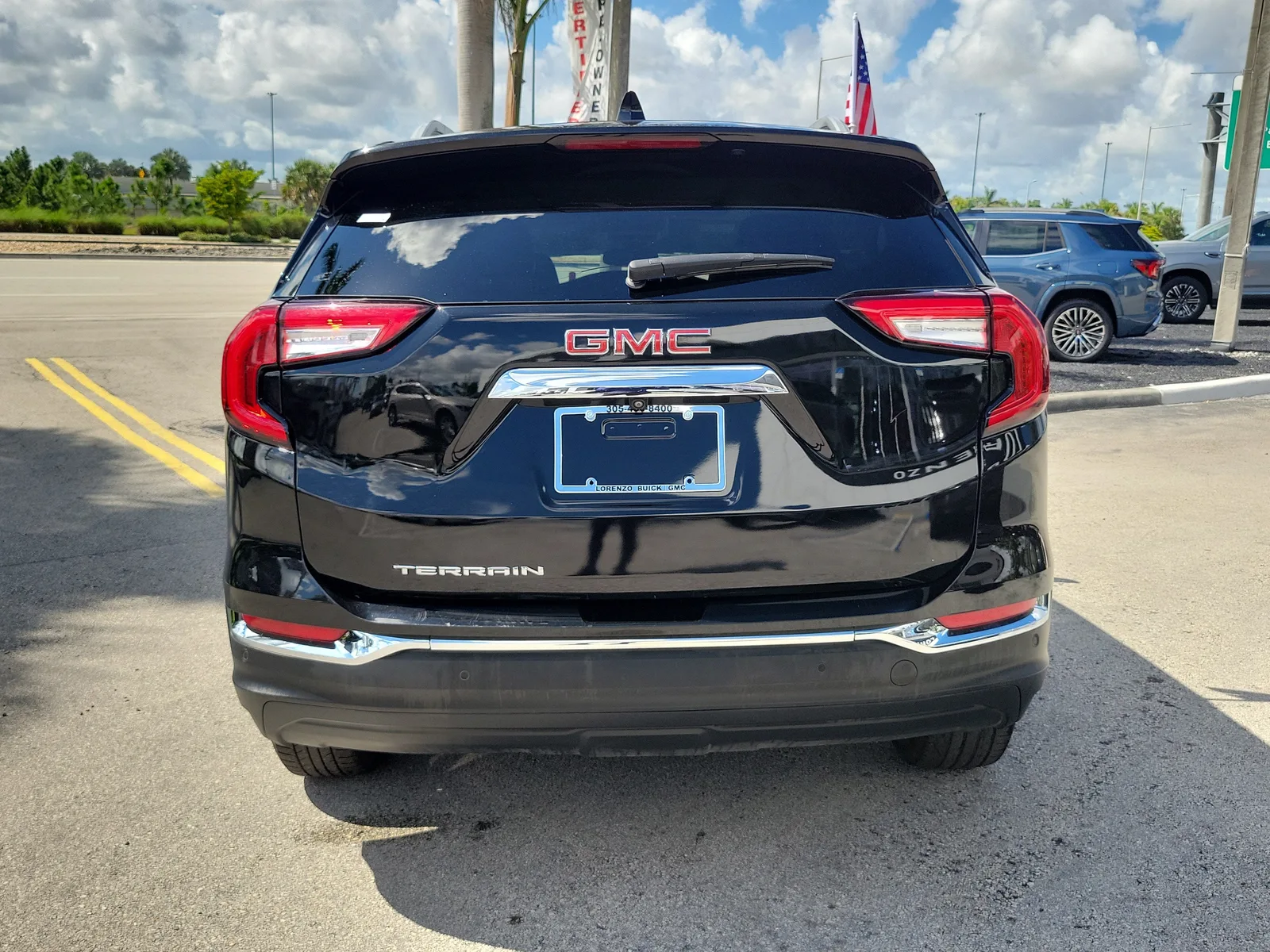 2023 GMC Terrain SLT photo 6