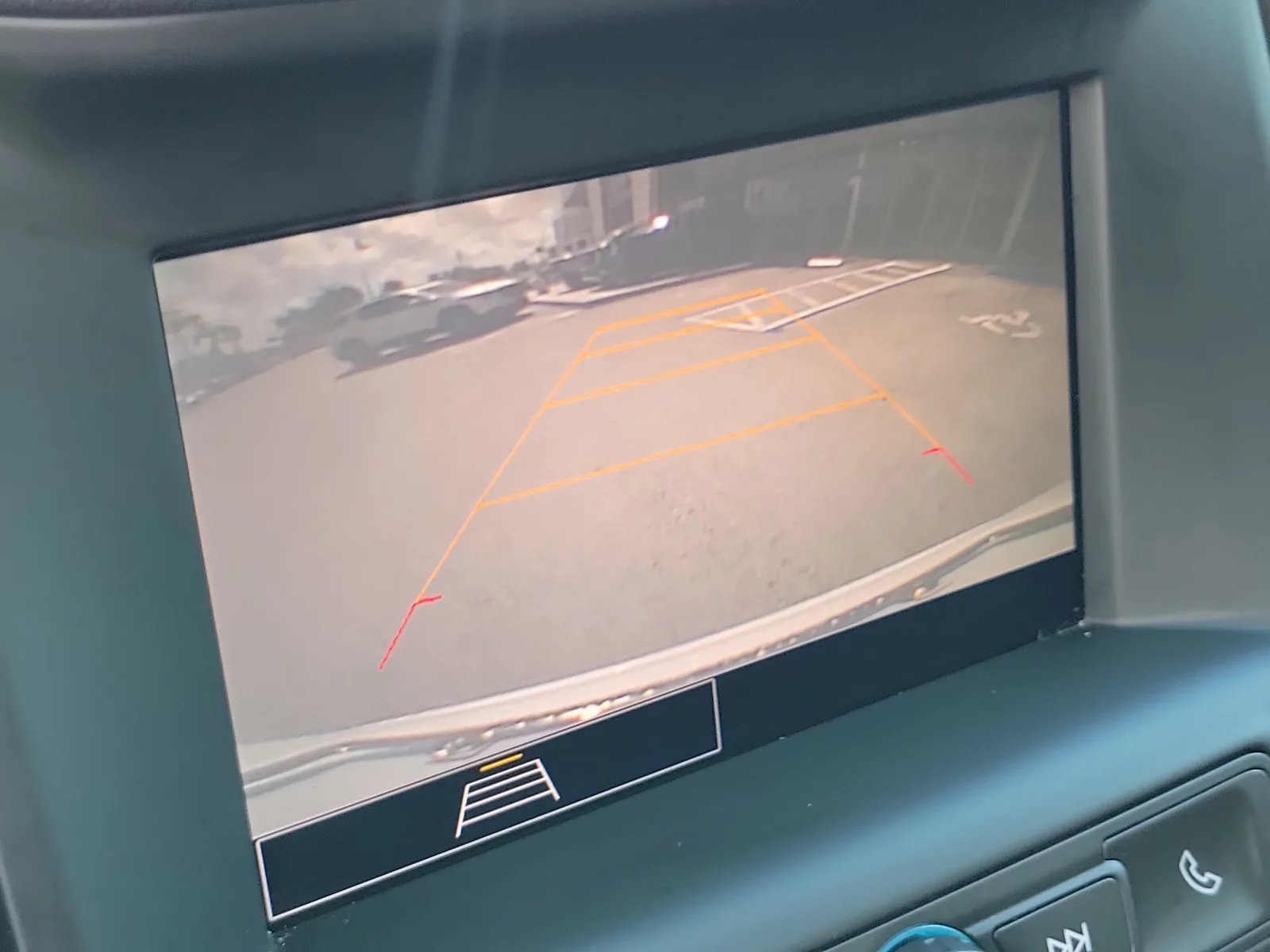 2023 GMC Terrain SLE photo 17