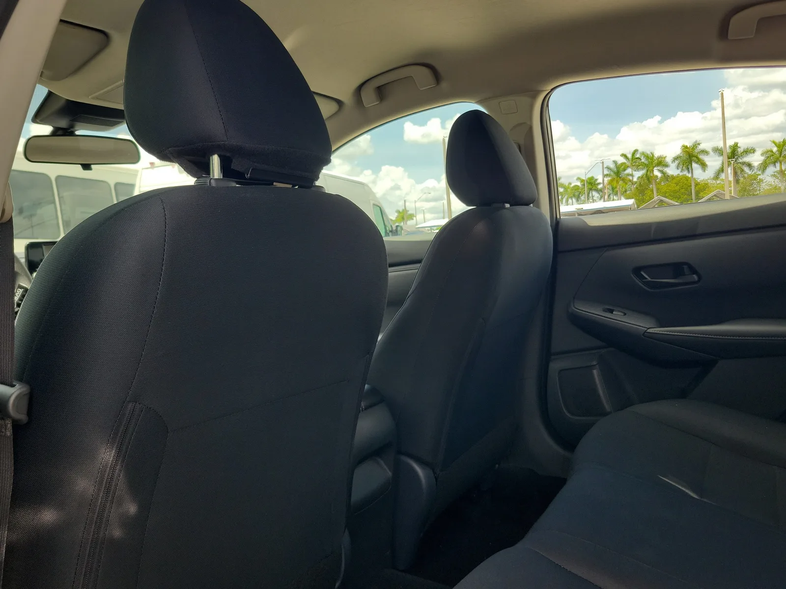 2025 Nissan Sentra S photo 15