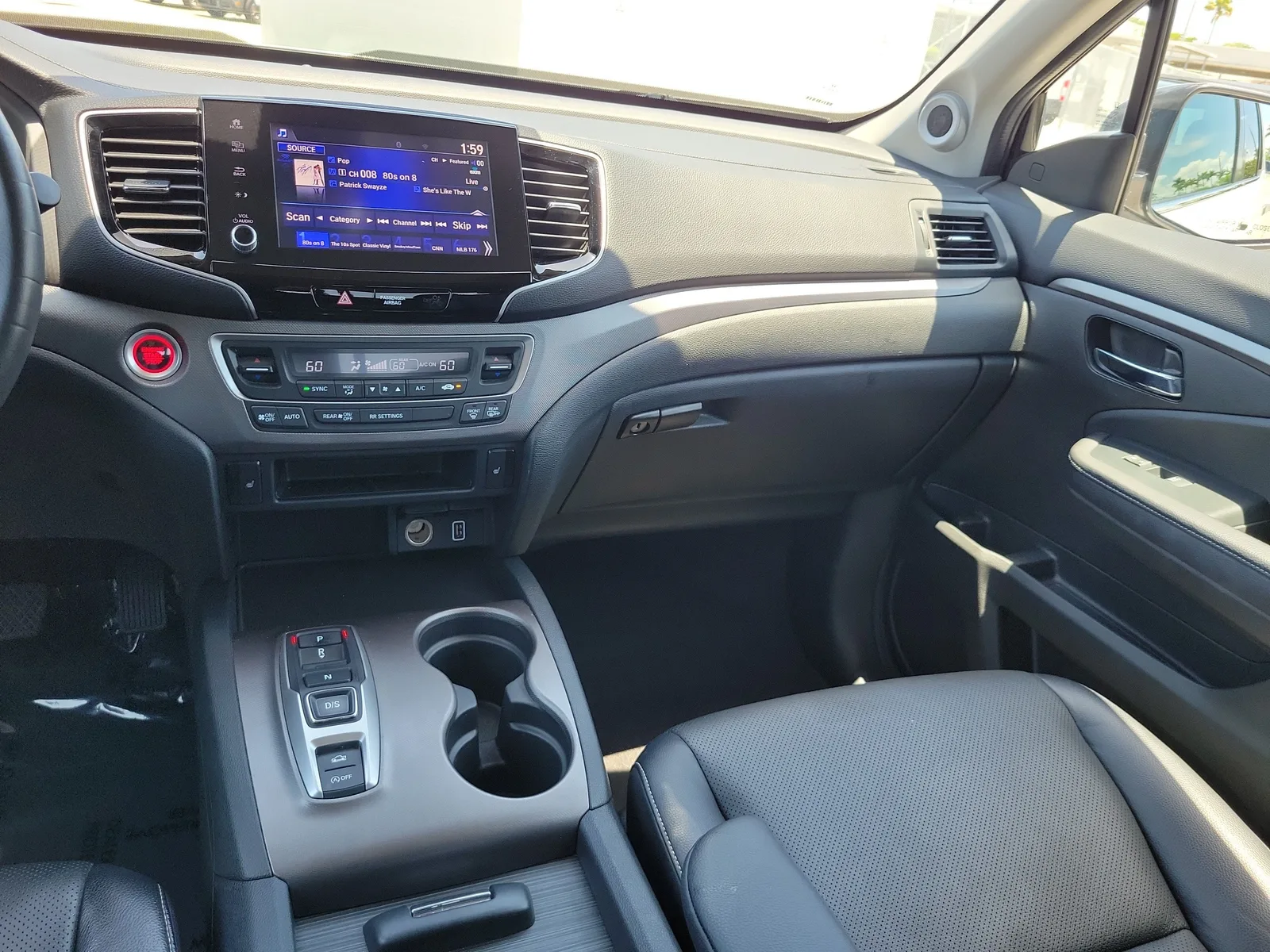 2023 Honda Ridgeline RTL 4WD photo 17