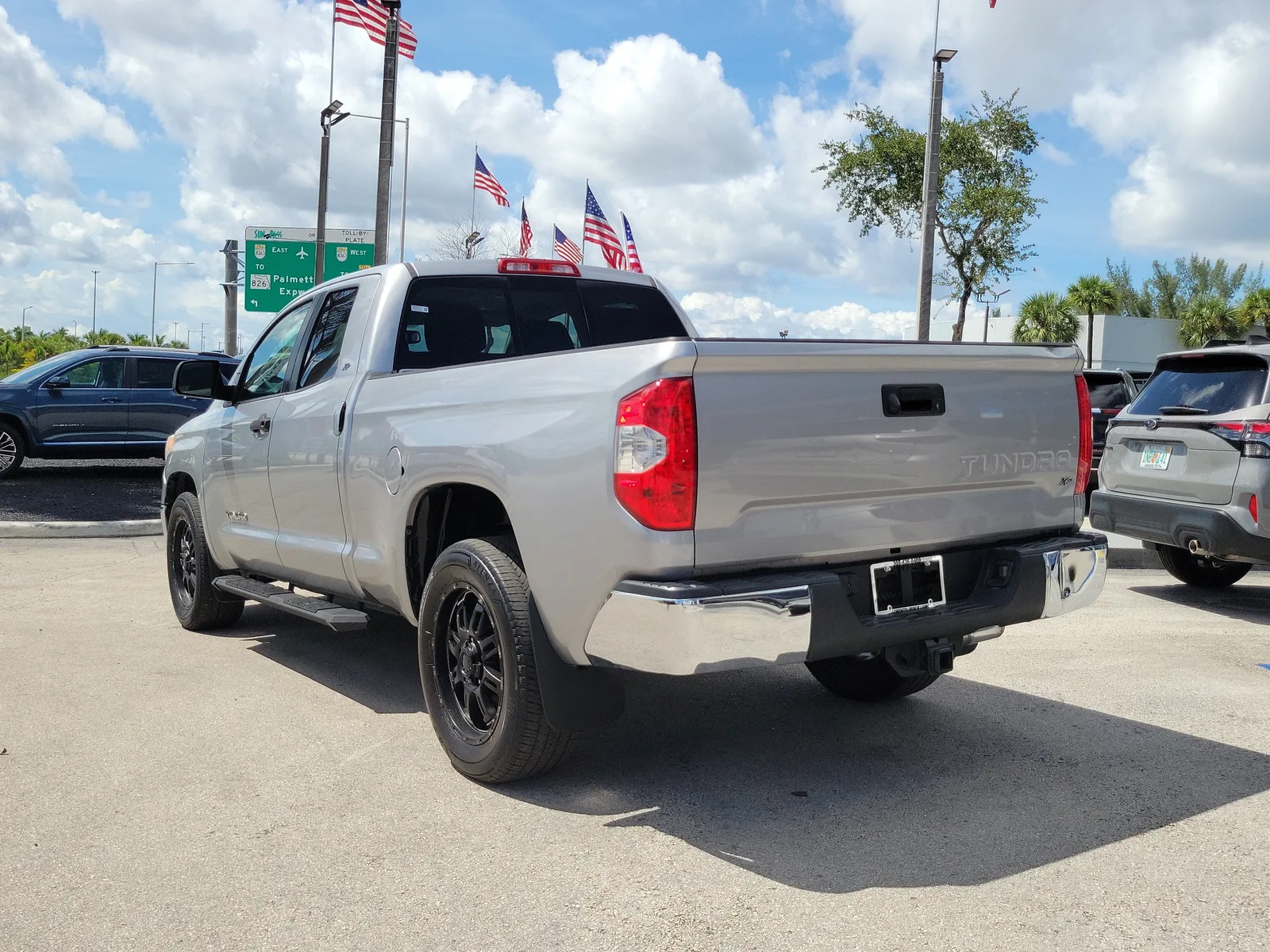 2017 Toyota Tundra 2WD SR photo 7