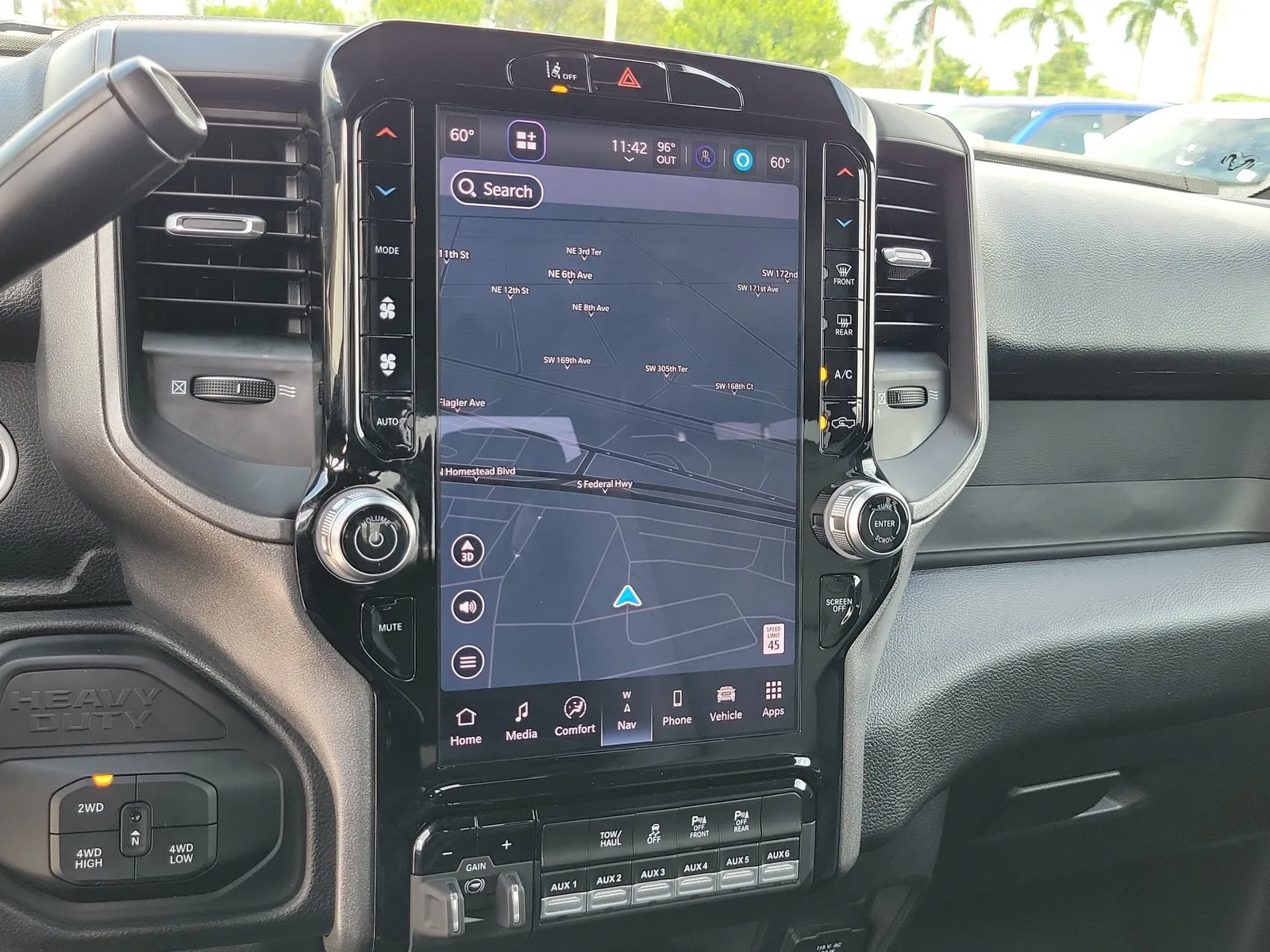 2025 RAM 2500 Tradesman 4WD photo 10