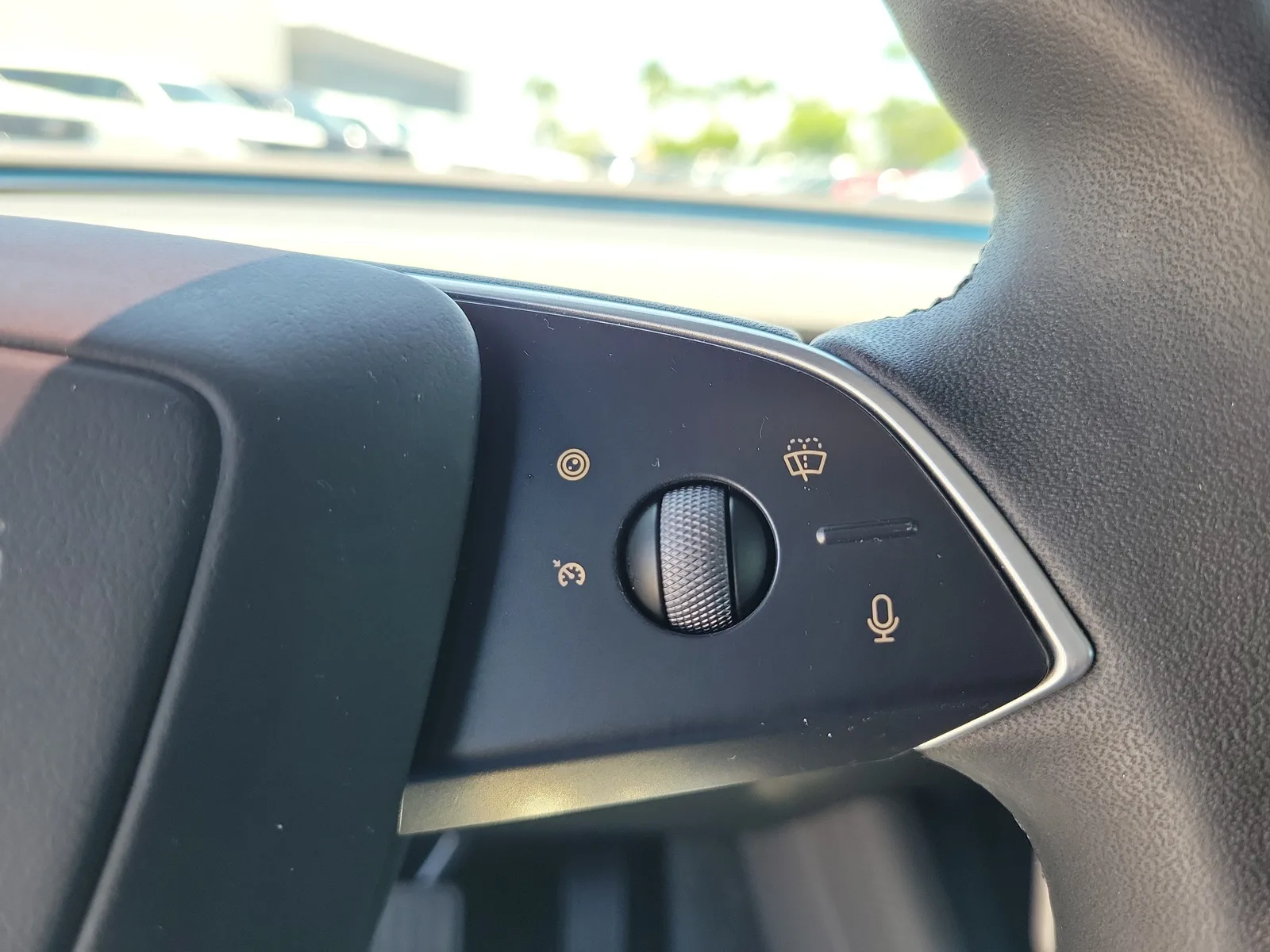 2025 Tesla Model 3 Long Range photo 28