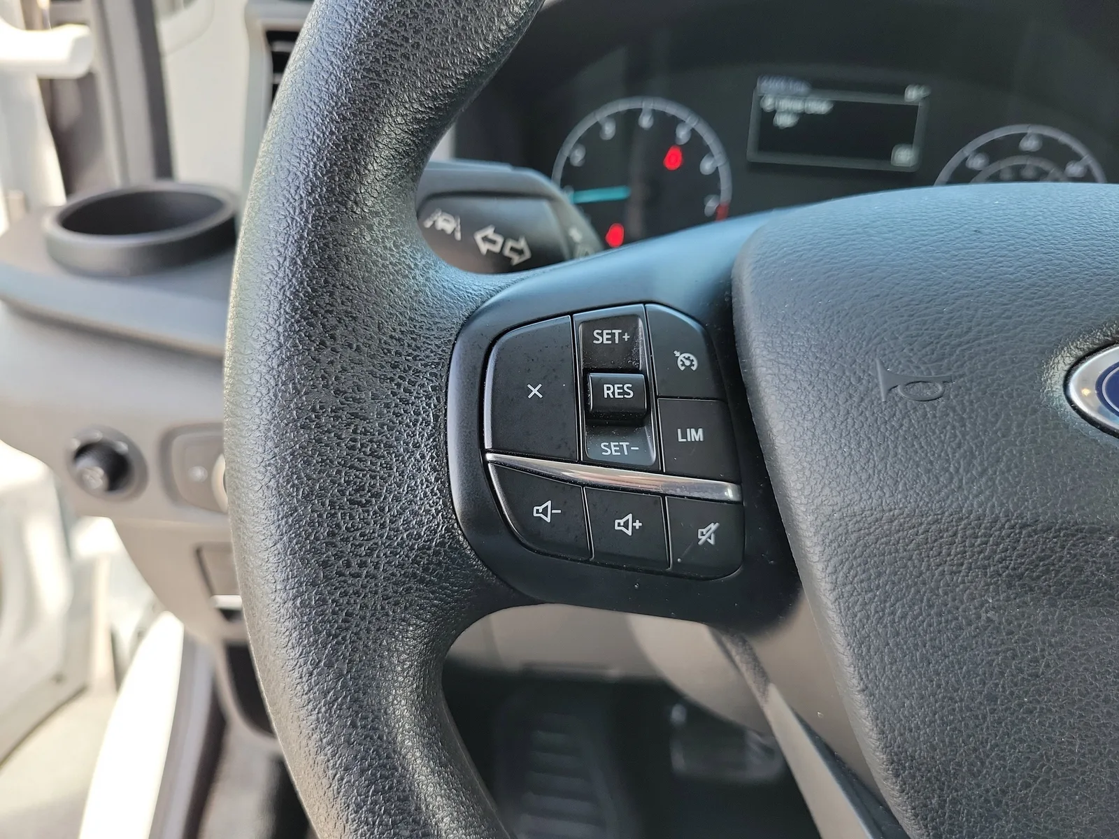 2025 Ford Transit Cargo Van Base photo 24