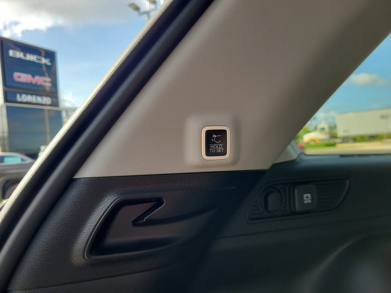 2024 Jeep Grand Cherokee Limited photo 11