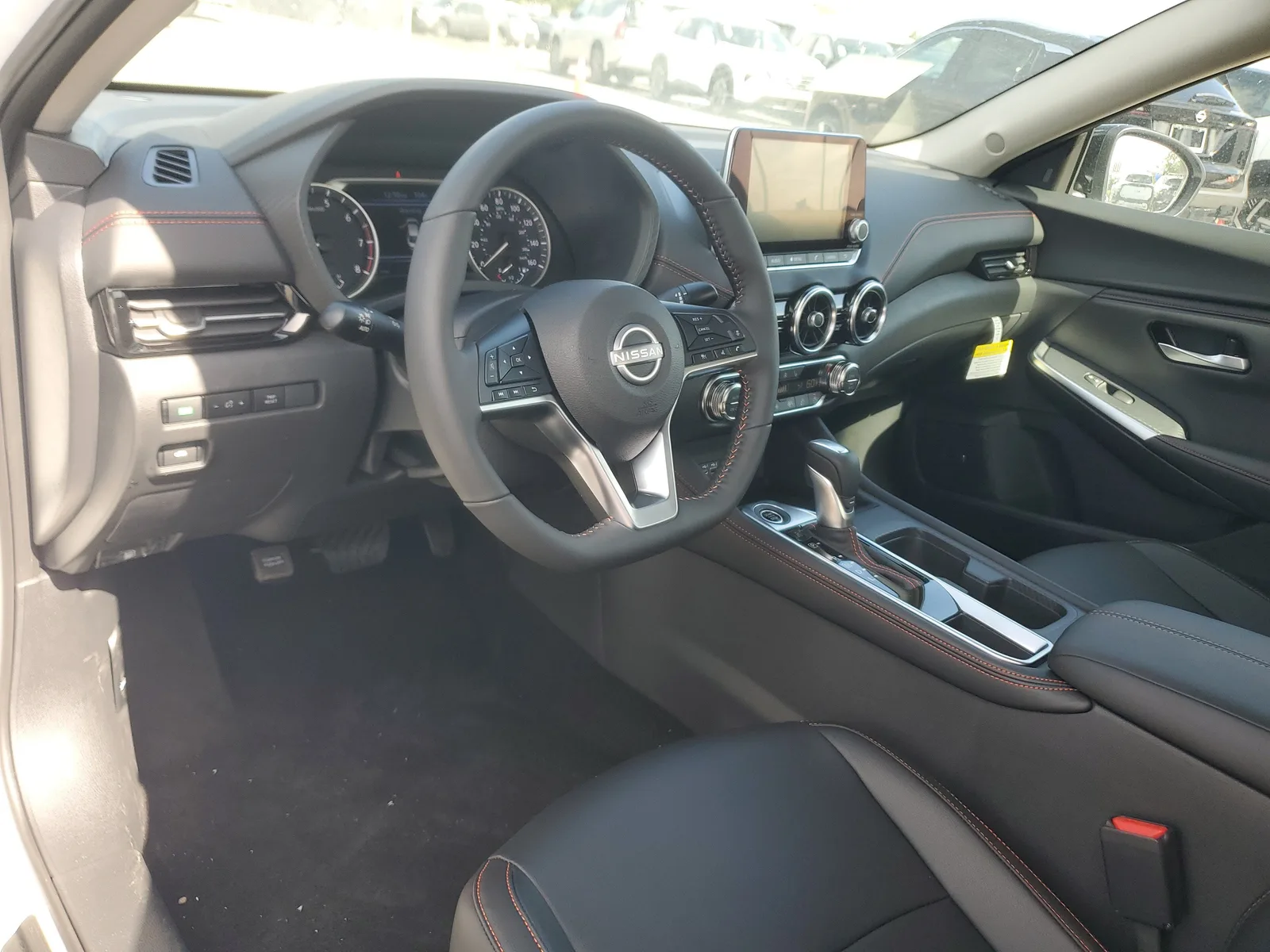 2025 Nissan Sentra SR photo 7
