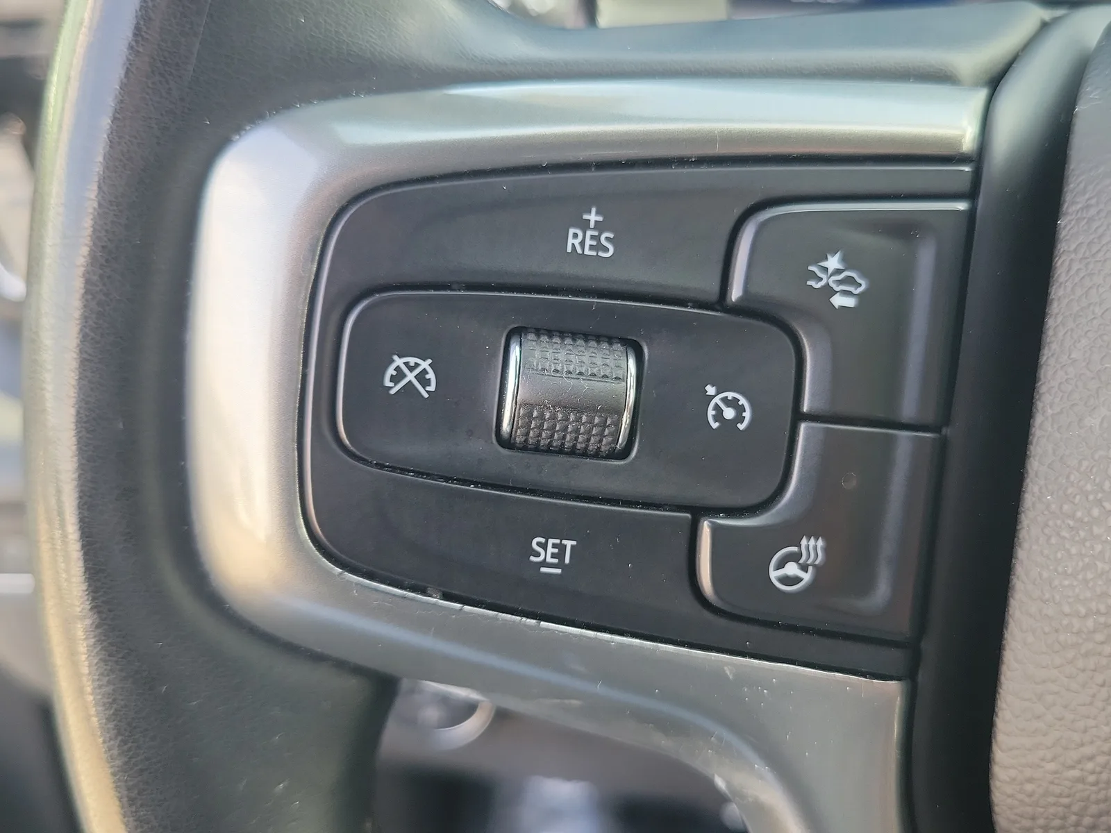 2023 Chevrolet Silverado 1500 LT Trail Boss 4WD Diesel photo 19