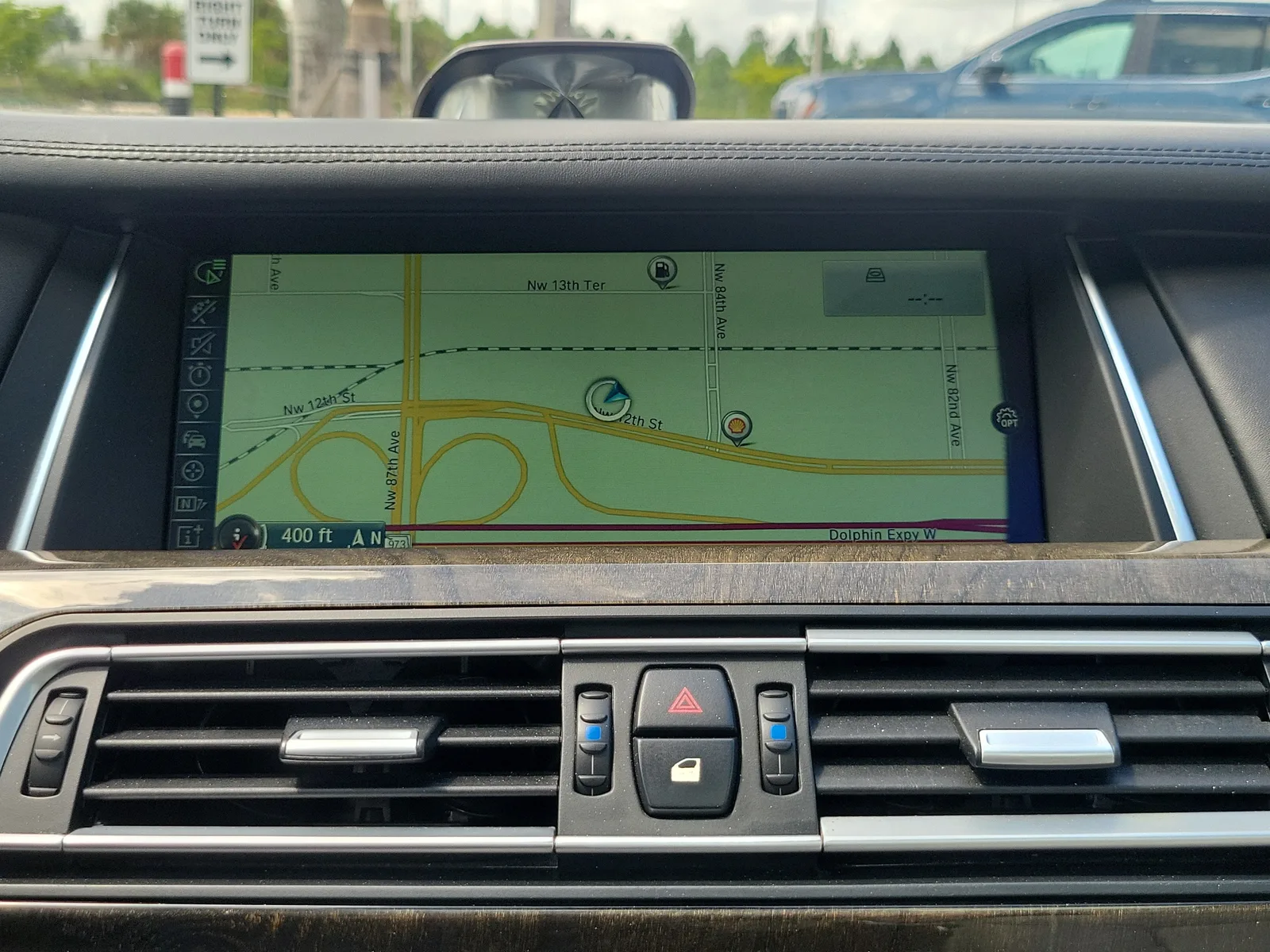 2013 BMW 7 Series 750Li xDrive photo 9