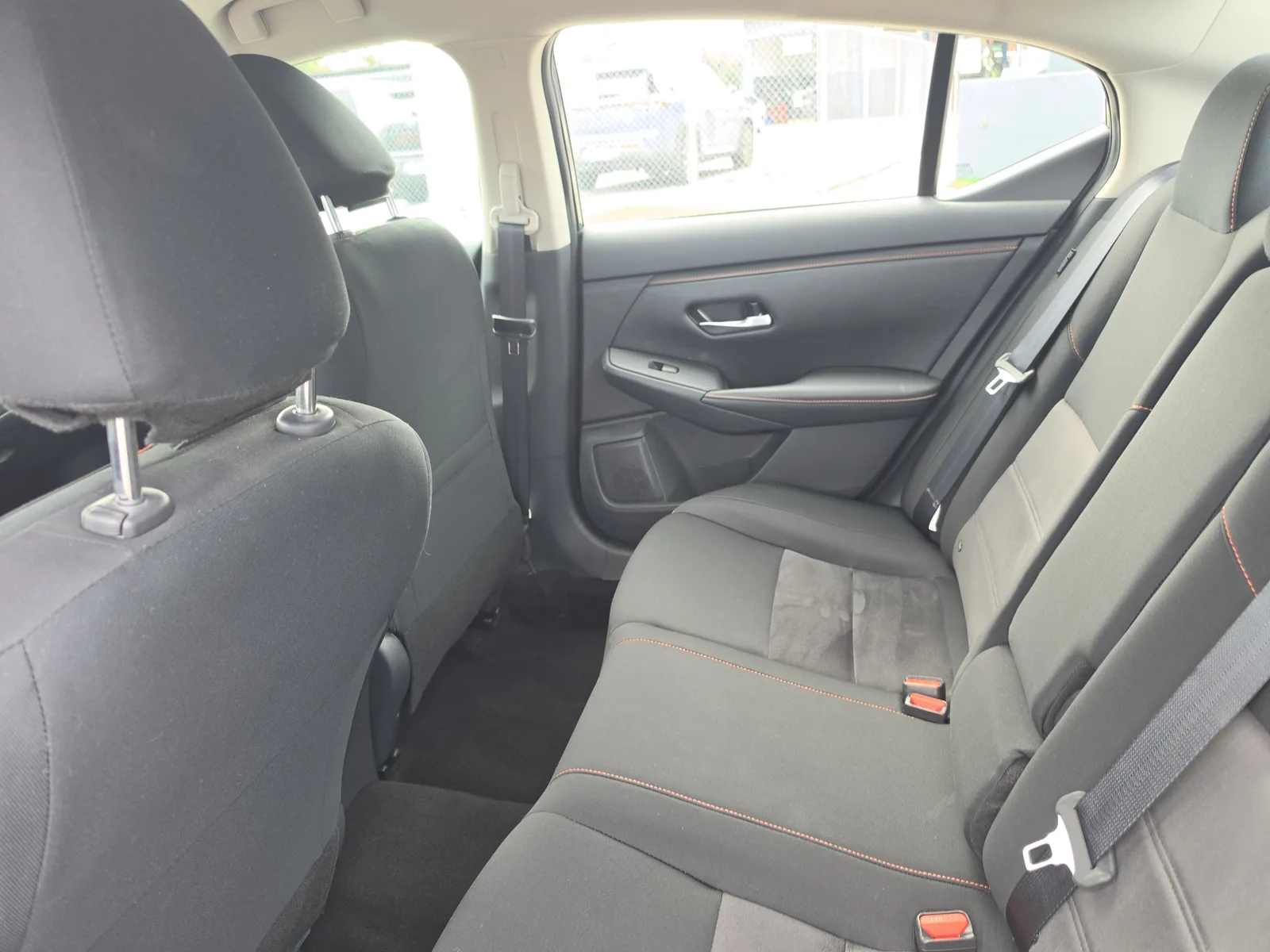 2025 Nissan Sentra SR photo 13