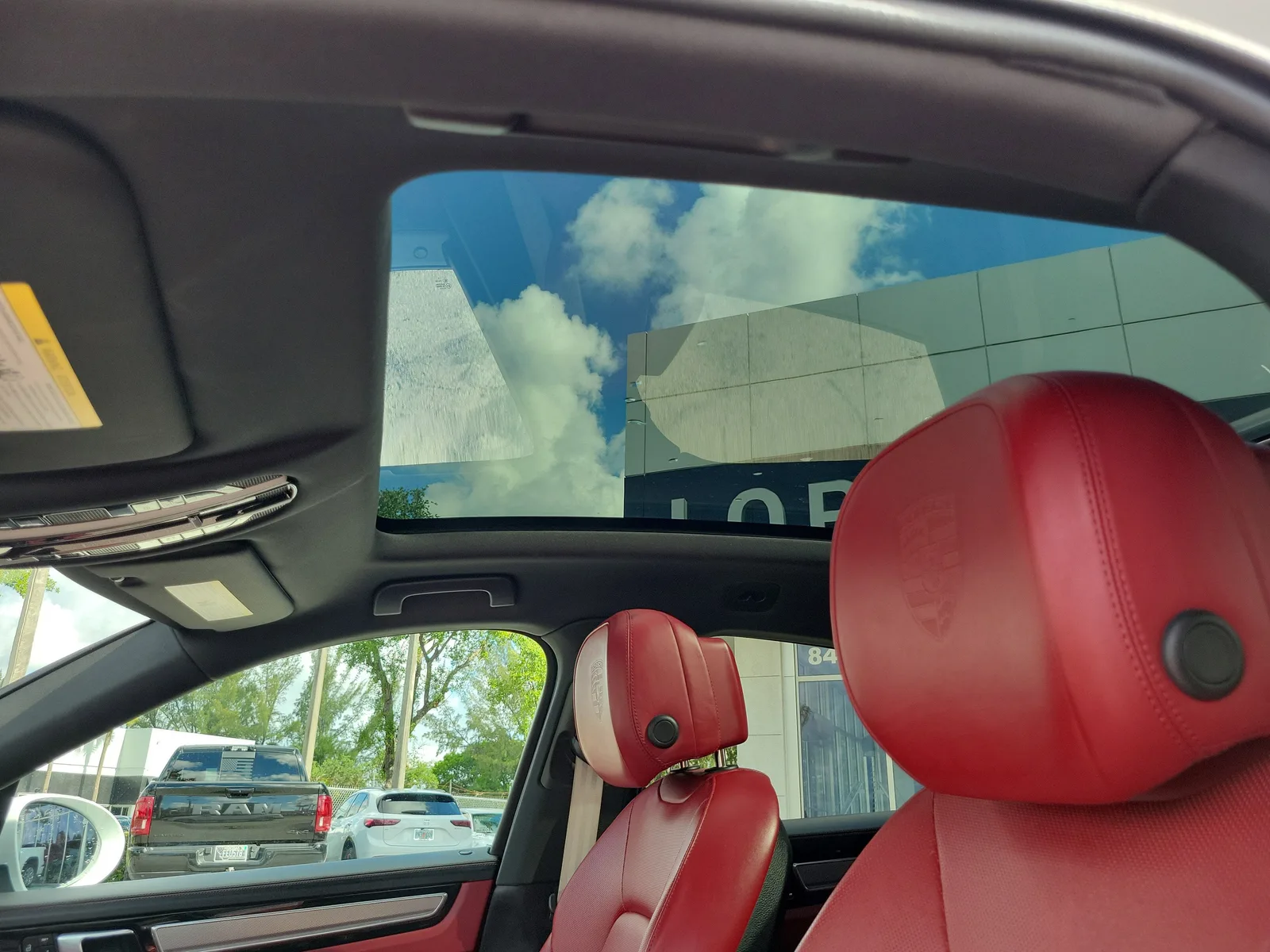 2023 Porsche Cayenne NA photo 12