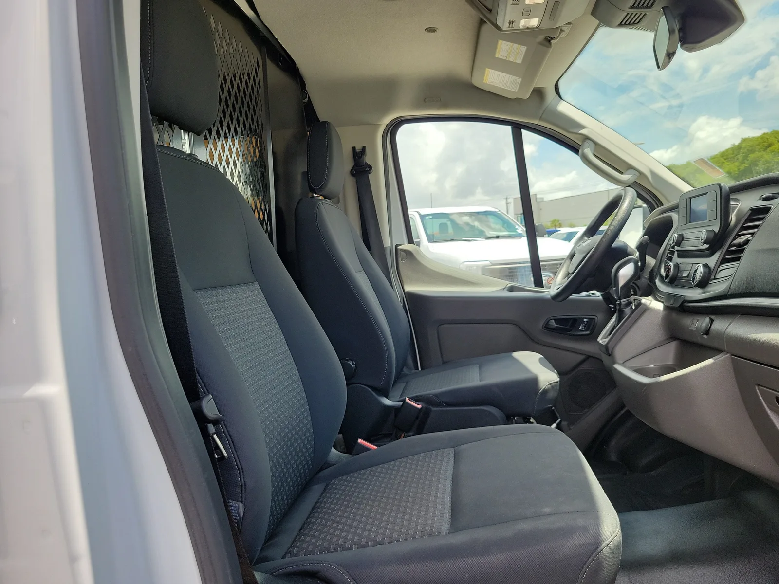 2024 Ford Transit Cargo Van Base photo 20